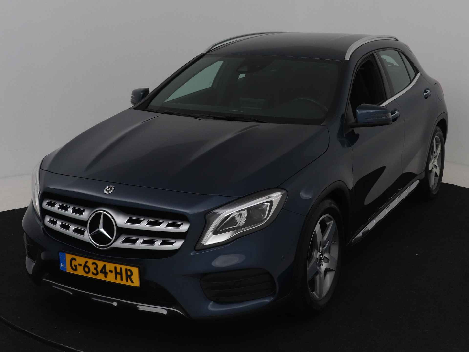 Mercedes-Benz GLA 180 Business Solution AMG | Navigatie | Camera | Climate Control | Stoelverwarming | Parkeersensoren | - 27/44