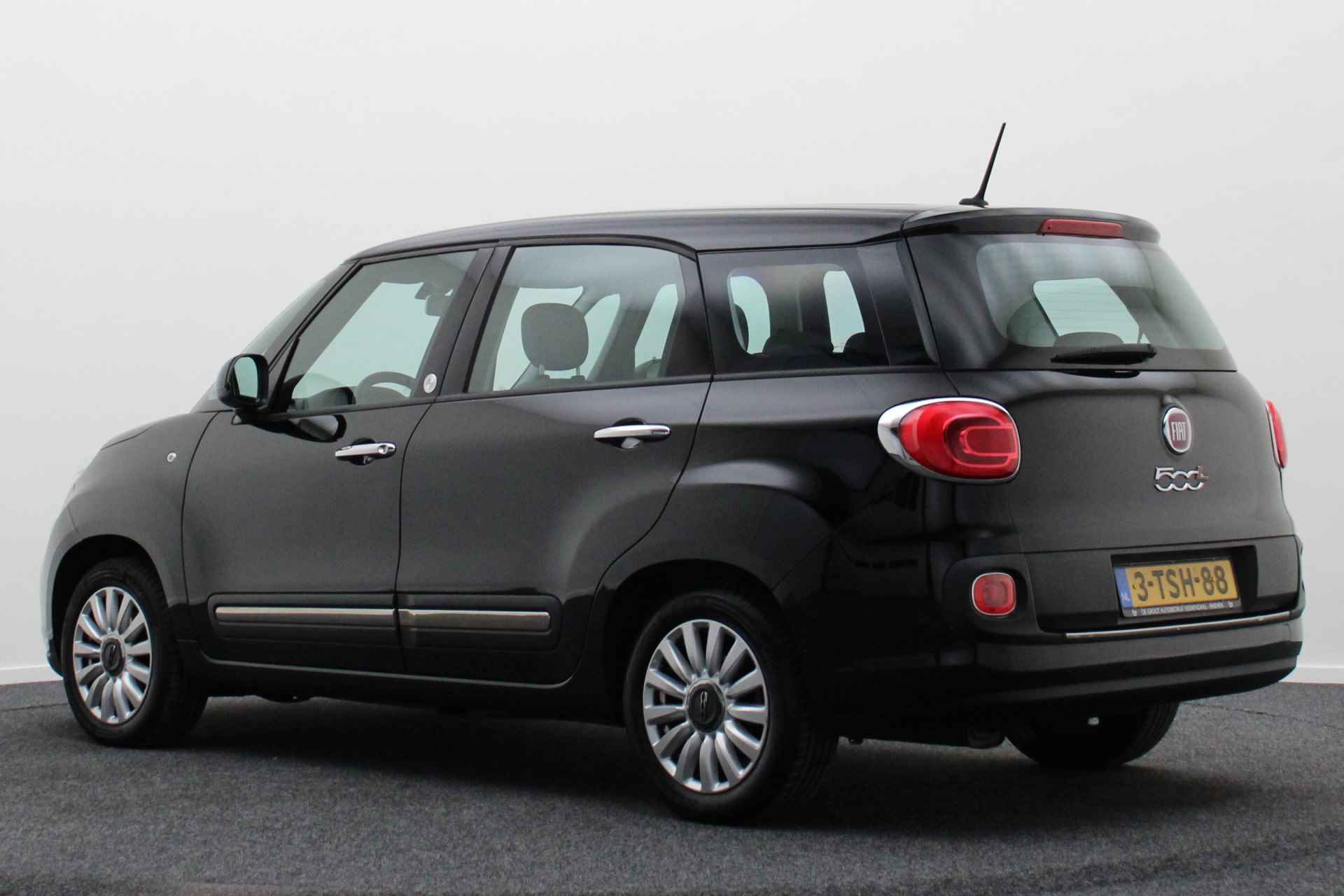 Fiat 500L Living 0.9 TwinAir Easy 7-Persoons, Airco, Cruise, Navigatie, Bluetooth, Start/Stop, 16'' - 3/41