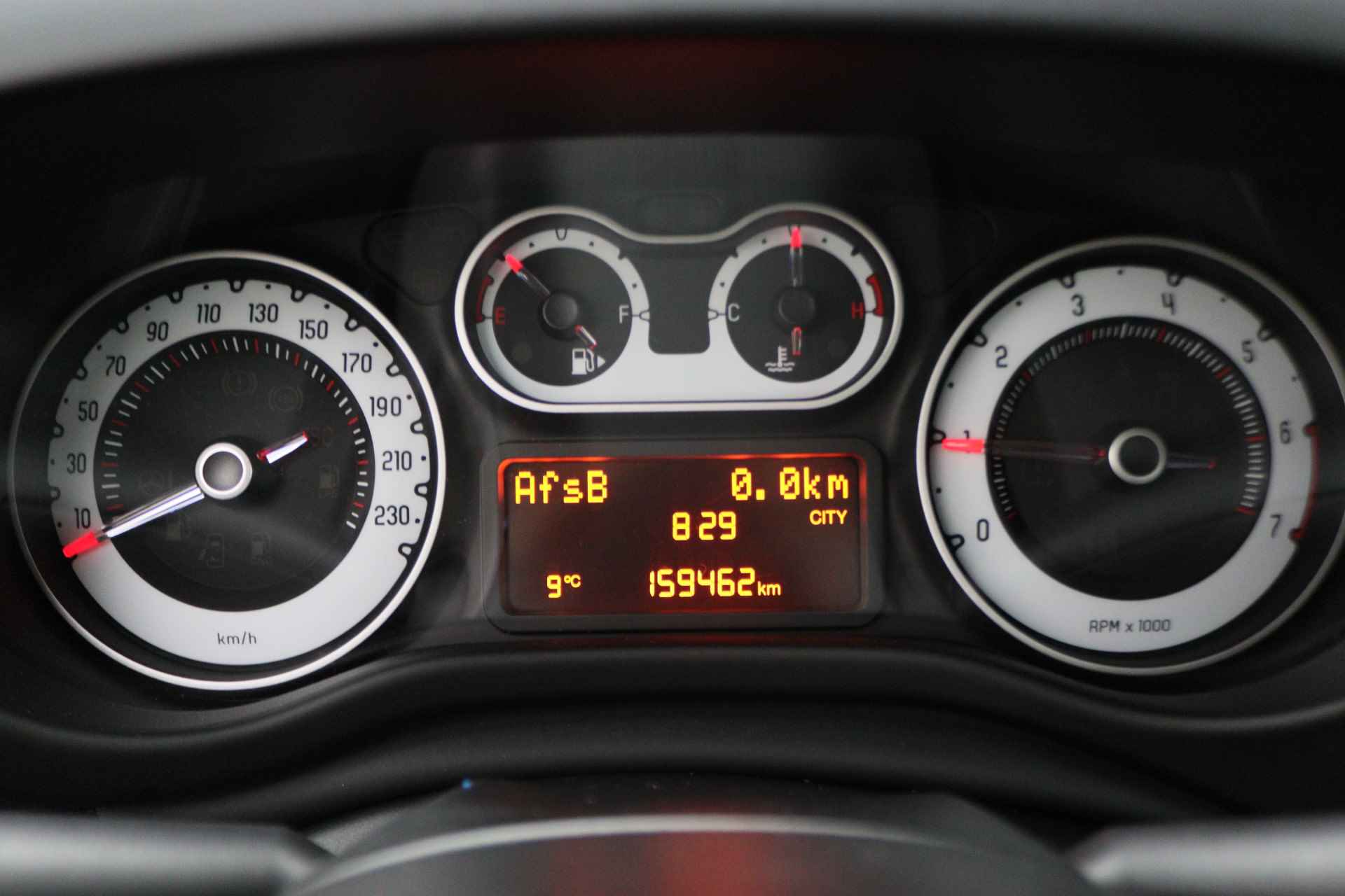 Fiat 500L Living 0.9 TwinAir Easy 7-Persoons, Airco, Cruise, Navigatie, Bluetooth, Start/Stop, 16'' - 4/41