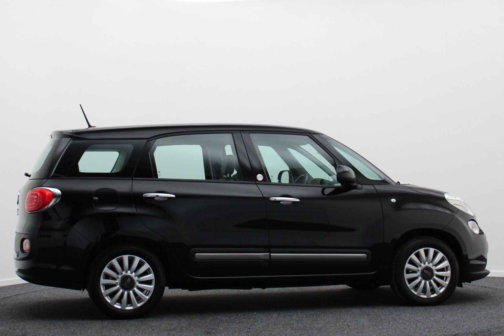 Fiat 500L Living 0.9 TwinAir Easy 7-Persoons, Airco, Cruise, Navigatie, Bluetooth, Start/Stop, 16'' - 9/41