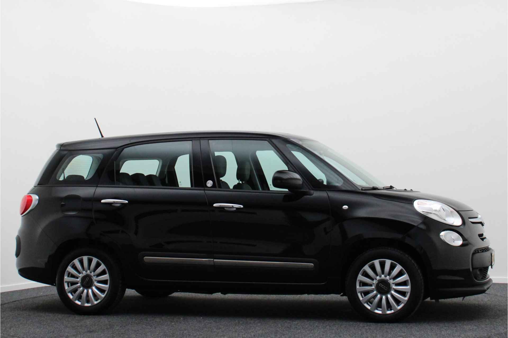 Fiat 500L Living 0.9 TwinAir Easy 7-Persoons, Airco, Cruise, Navigatie, Bluetooth, Start/Stop, 16'' - 20/41