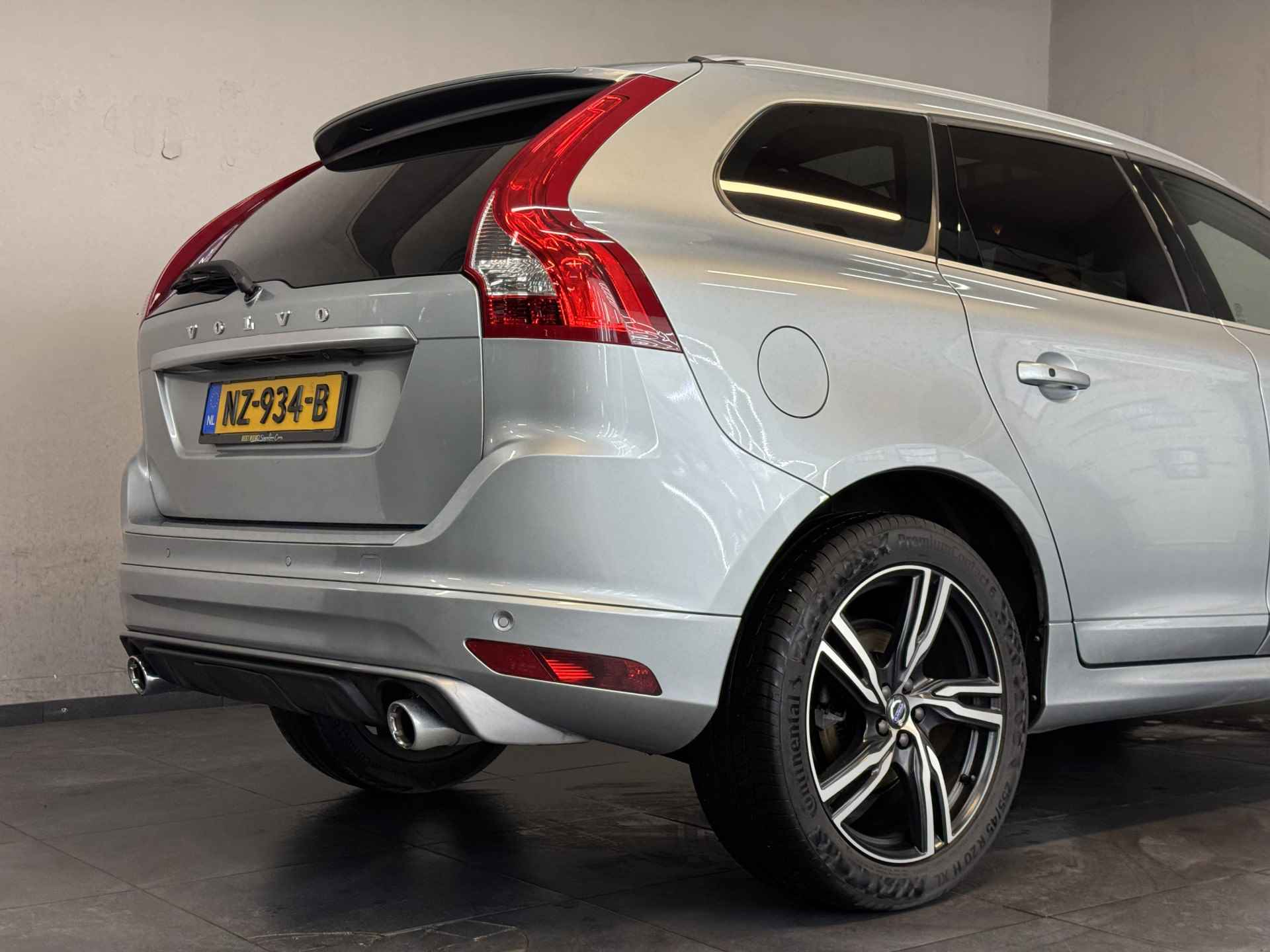 Volvo XC60 2.0 D4 FWD R-Design ✅ Panoramadak ✅ R-Design ✅ Harman/Kardon ✅ Trekhaak ✅ Stoelverwarming ✅ Adaptive Cruise Control ✅ Stuurverwarming ✅ - 72/82