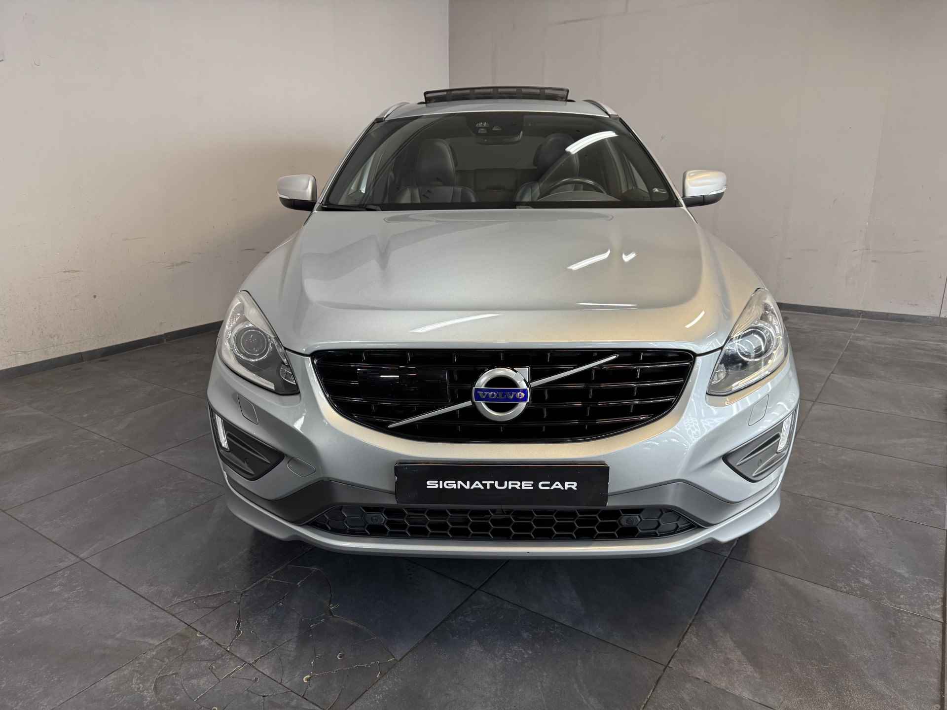 Volvo XC60 2.0 D4 FWD R-Design ✅ Panoramadak ✅ R-Design ✅ Harman/Kardon ✅ Trekhaak ✅ Stoelverwarming ✅ Adaptive Cruise Control ✅ Stuurverwarming ✅ - 78/82