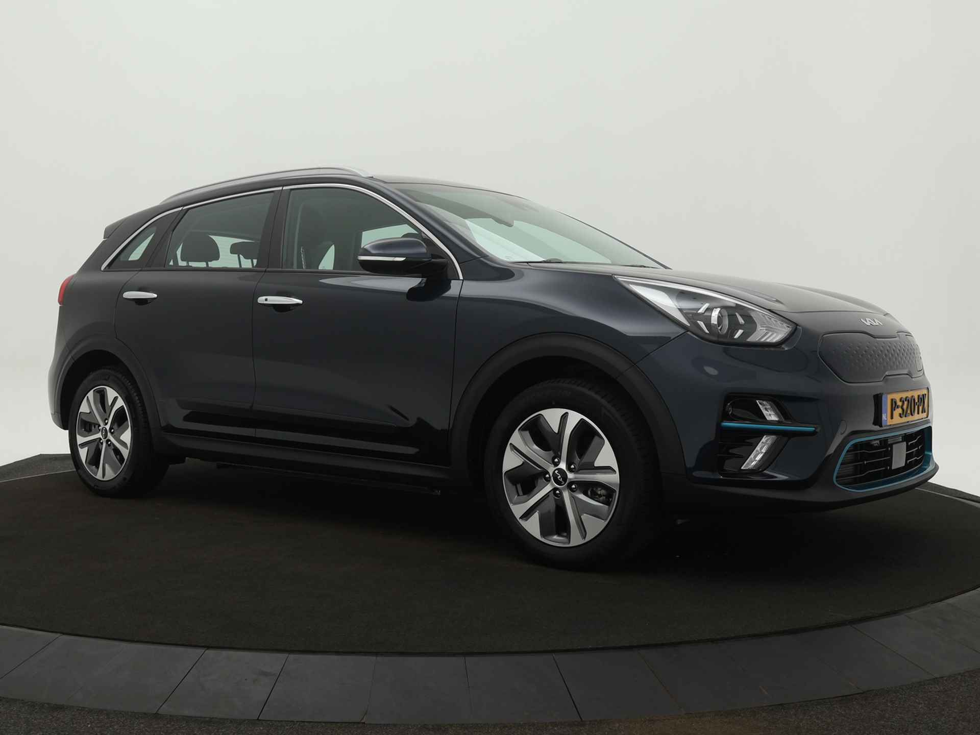 Kia e-Niro DynamicLine 64 kWh *€2000 Subsidie beschikbaar* - Apple CarPlay/Android Auto - Adaptieve Cruise Control - Navigatie - Fabrieksgarantie tot 05-2029 - 11/45