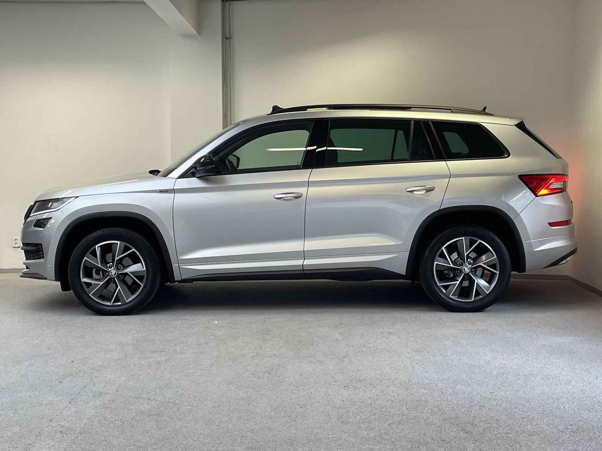 Skoda Kodiaq 1.5 TSI Sportline 7p. | PANO | KEYLESS | ACC | CANTON | - 12/52