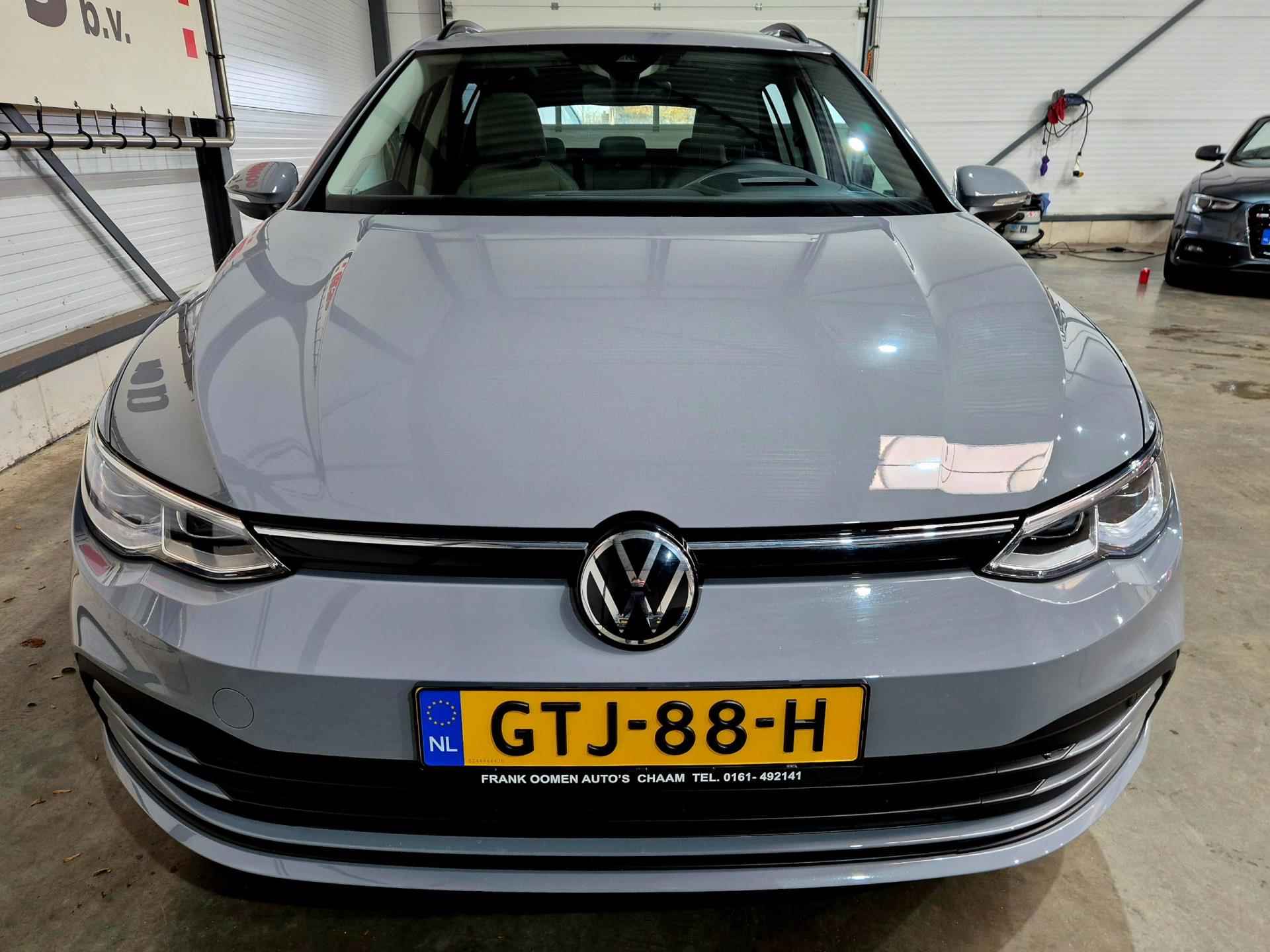 Volkswagen Golf Variant 1.5 eTSI 150PK + Panorama|Adaptive cruise|Navi|Apple/Android|Digital cockpit|Alcantara/stof|PDC|Camera - 4/41