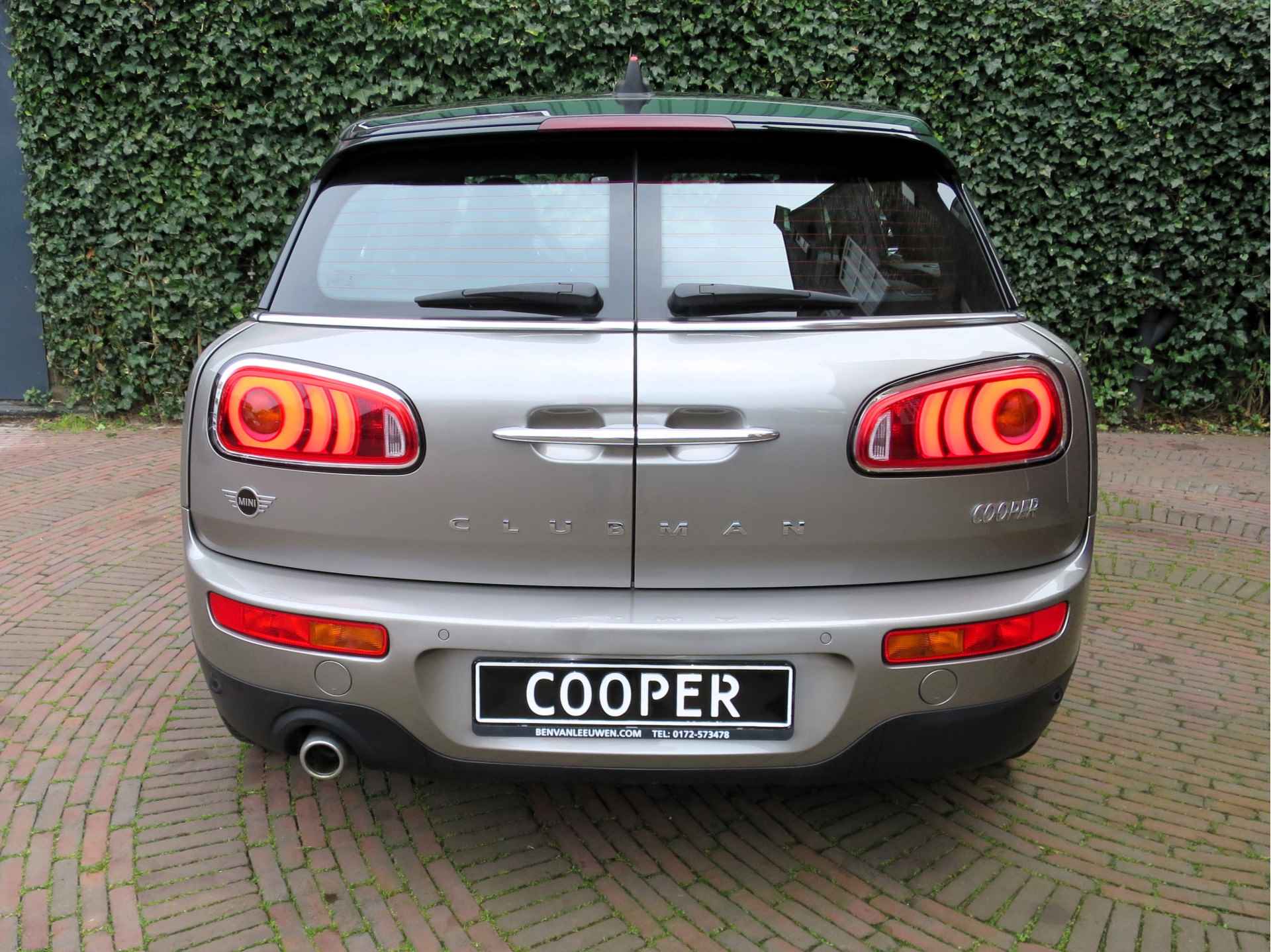 MINI Clubman 1.5 Cooper F54 LCI automaat met Navi, BT, Park.ass, cruise en 16" - 32/43