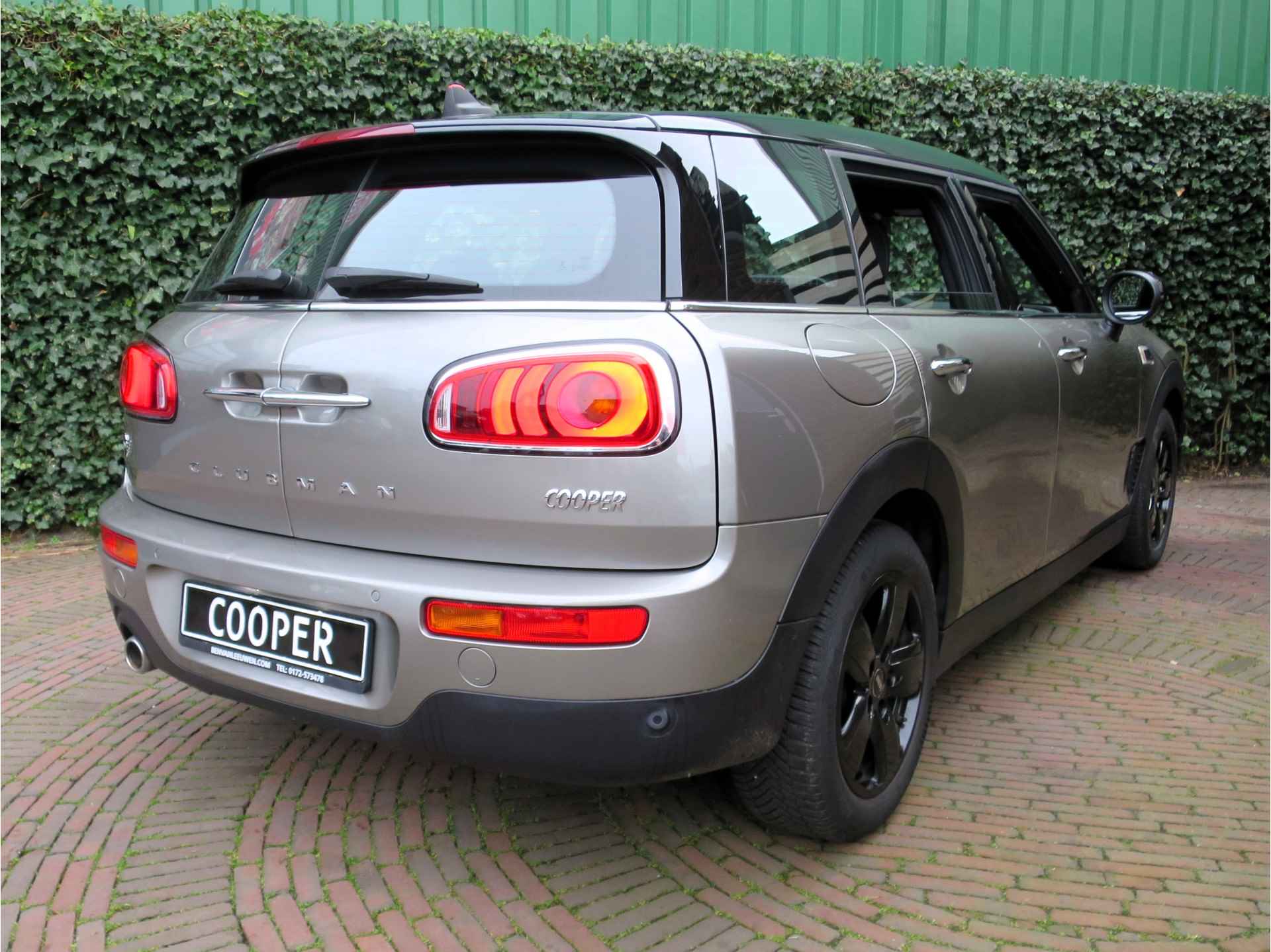 MINI Clubman 1.5 Cooper F54 LCI automaat met Navi, BT, Park.ass, cruise en 16" - 33/43