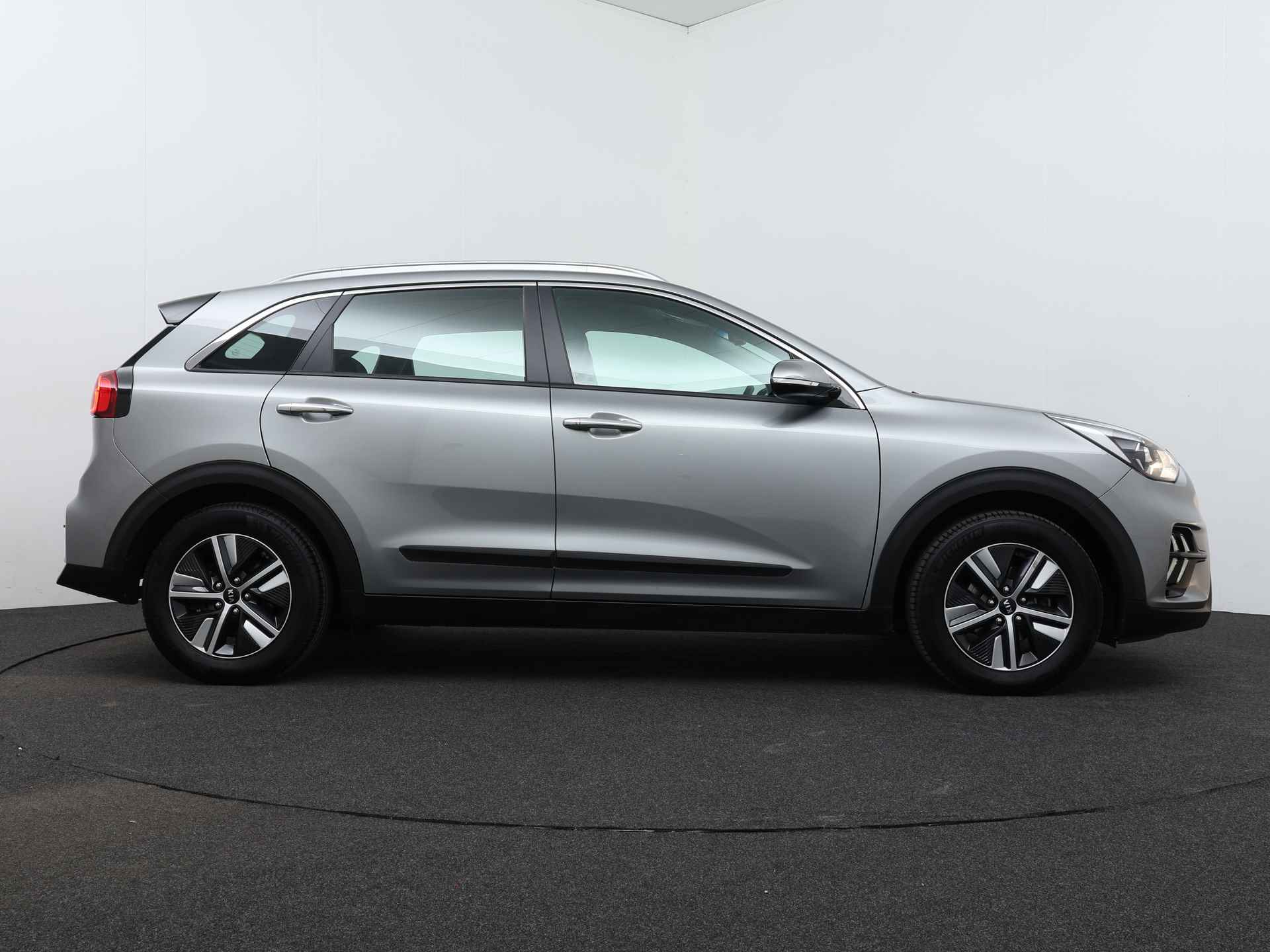 Kia Niro 1.6 GDi Hybrid Edition | Apple Carplay | Parkeercamera | - 14/39