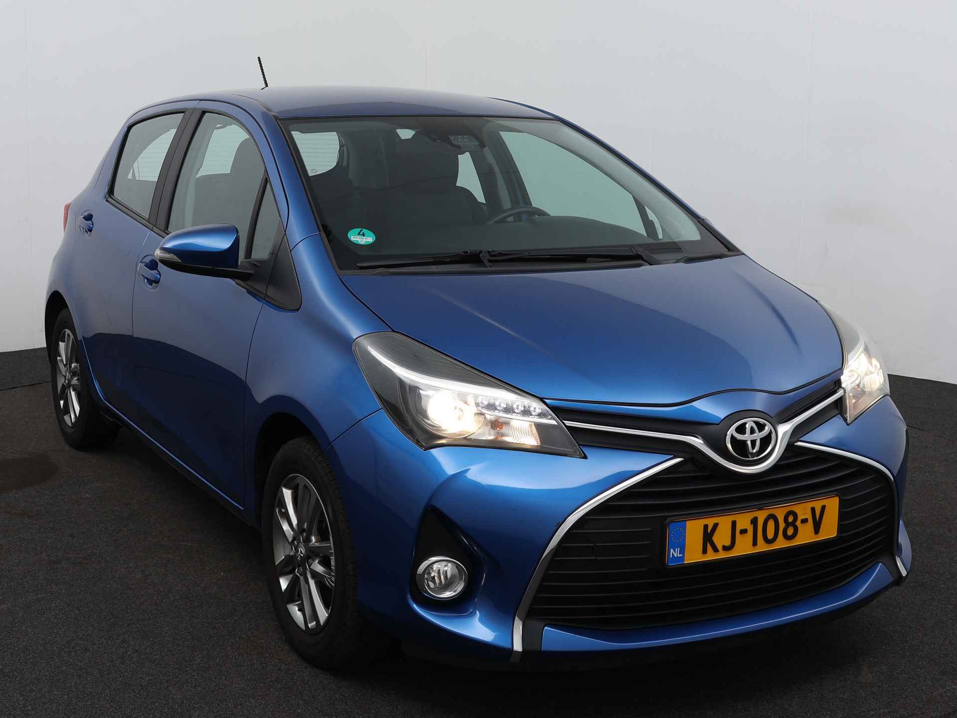 Toyota Yaris 1.3 VVT-i Trend | Trekhaak | Camera | Navigatie | Bluetooth | Climate Control | - 28/47