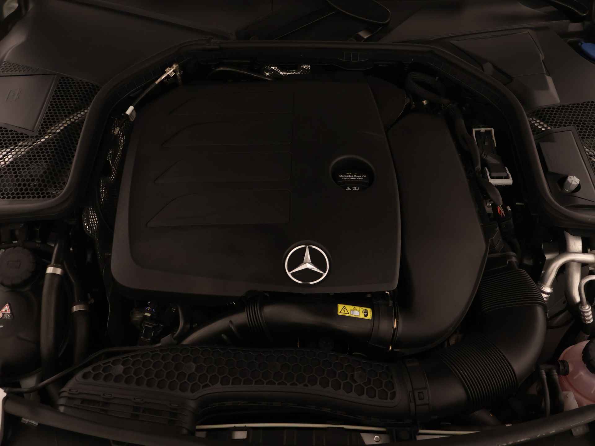 Mercedes-Benz C-Klasse Cabrio 200 Premium Plus Pack | Lichtmetalen velgen 5 spaaks AMG | Navigatie | Parking support met camera | Louwman Basis Pakket | - 40/48