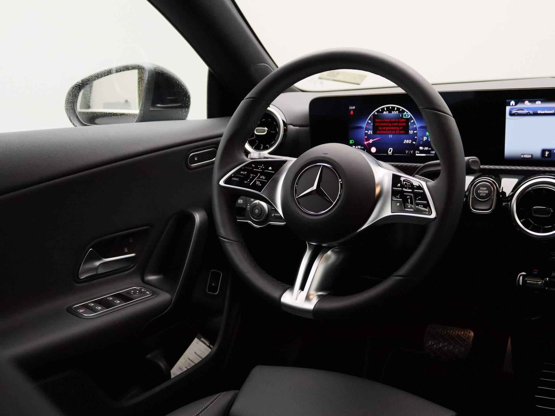 Mercedes-Benz CLA-klasse Shooting Brake 250 e Star Edition | HALF LEDER INTERIEUR | ACHTERUITRIJCAMERA | WIDESCREEN NAVIGATIE | PARK DISTANCE CONTROL VOOR EN ACHTER | CLIMATE CONTROL | STOELVERWARMING | - 10/46