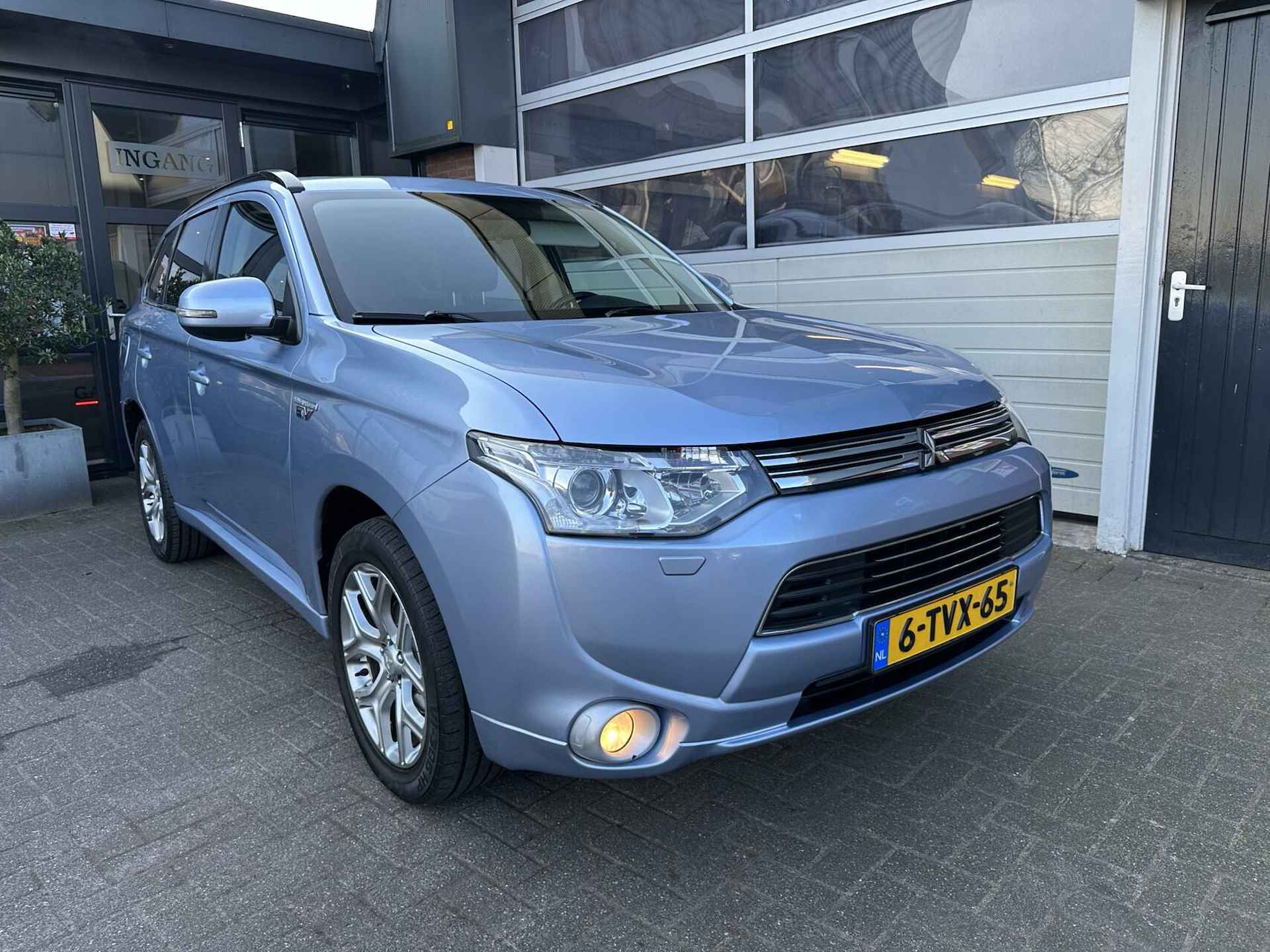 Mitsubishi Outlander 2.0 PHEV Instyle+ PHEV LEER/TH *ALL-IN PRIJS* - 8/38