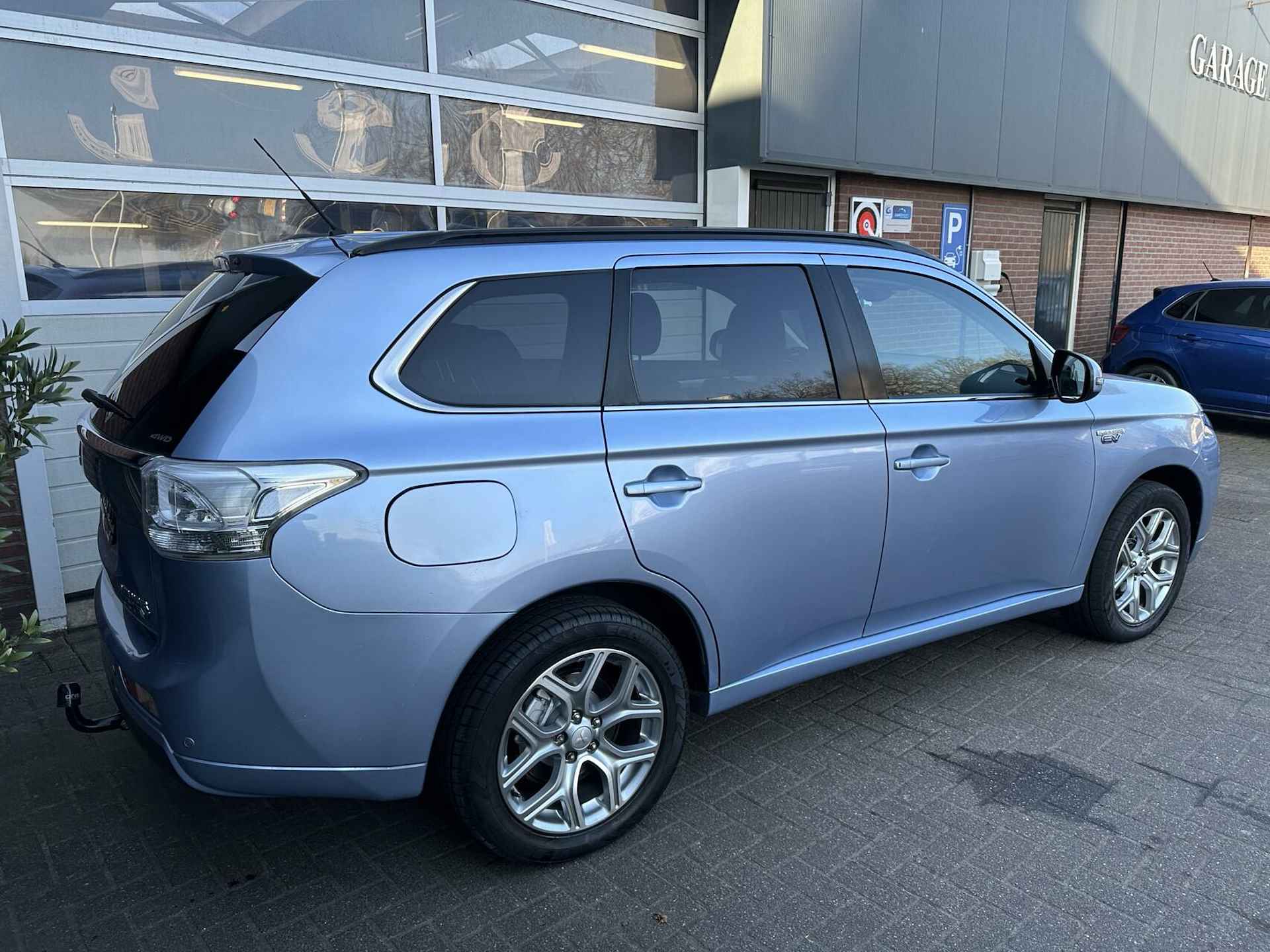 Mitsubishi Outlander 2.0 PHEV Instyle+ PHEV LEER/TH *ALL-IN PRIJS* - 13/38