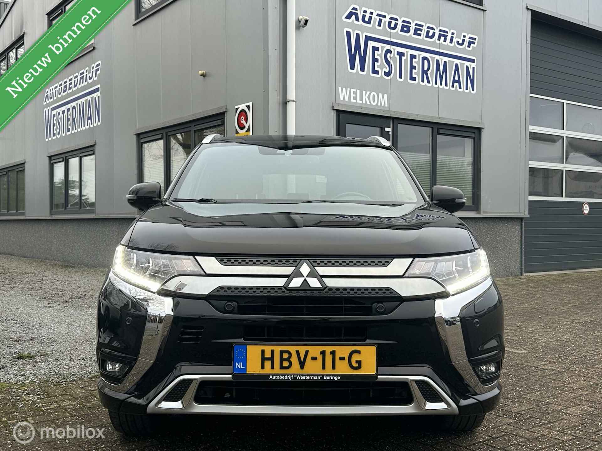 Mitsubishi Outlander 2.4 PHEV S-Edition Leer Schuifdak Sound Trekhaak Led Keyless etc. - 2/15