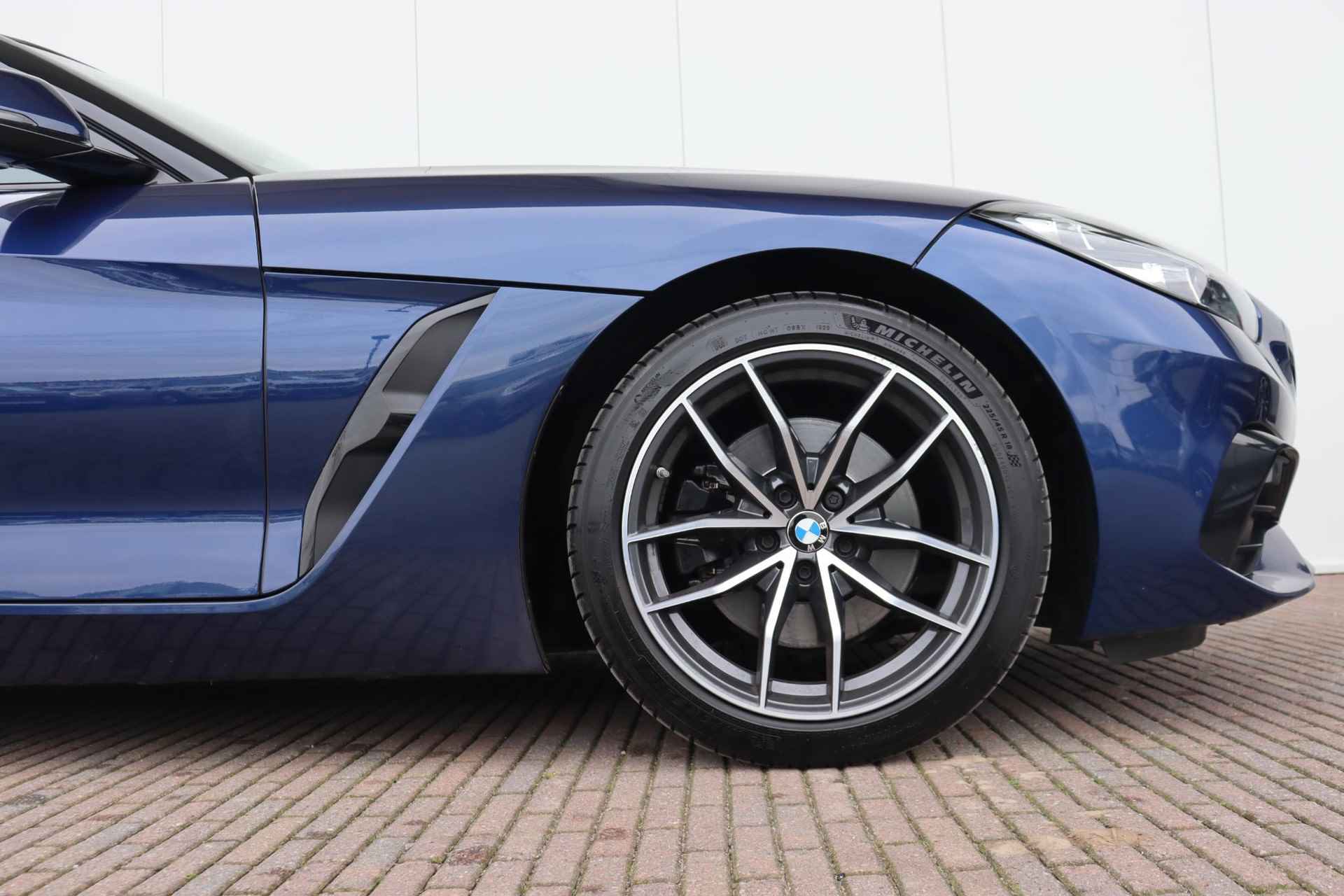 BMW Z4 Roadster sDrive20i High Executive Hifi System / M-Sportstoelen / 18"V-Spaak Bi-colour Orbit Grey / Lendesteun / M-Sportstuurwiel / Adaptieve Led Koplampen - 6/34