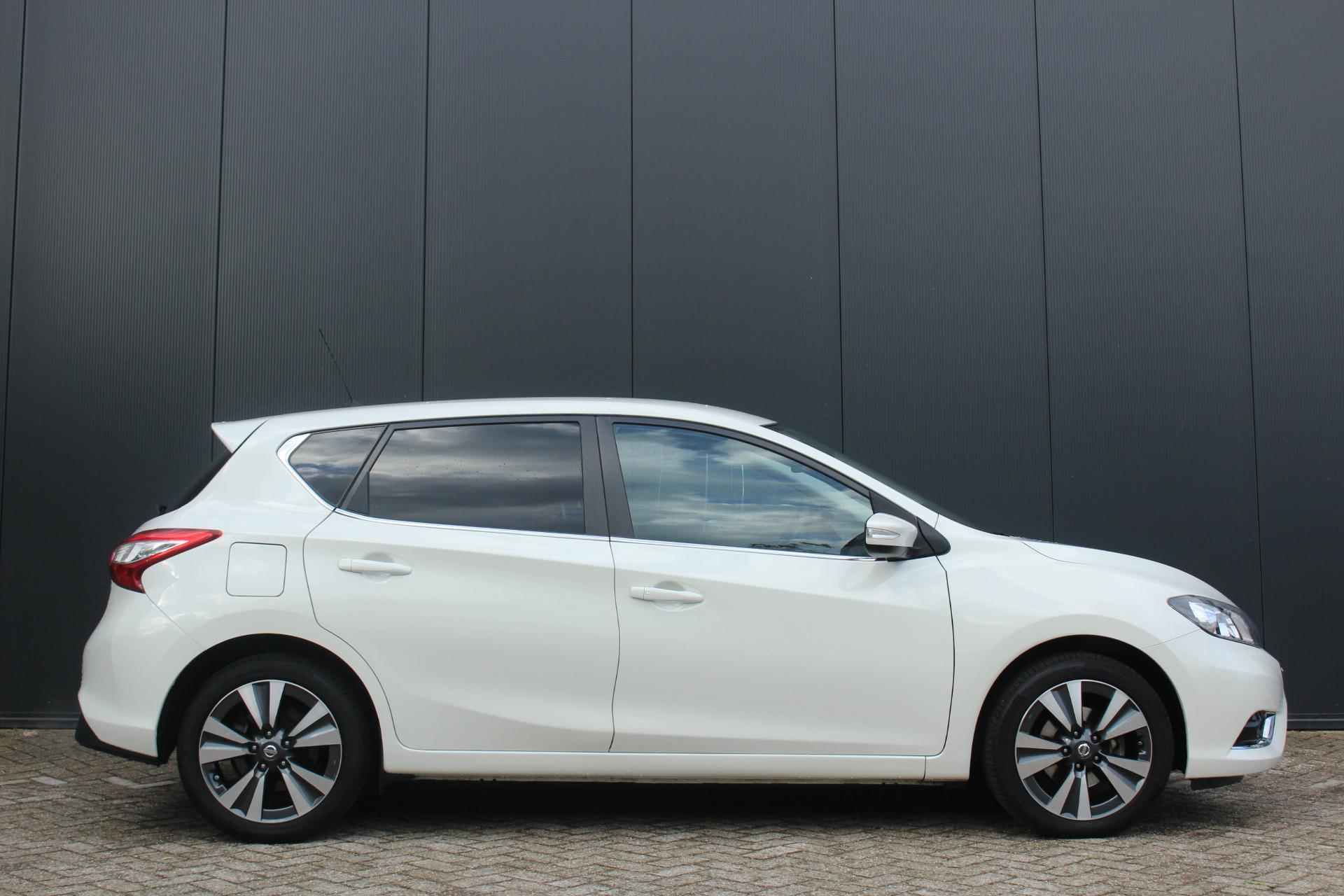 Nissan Pulsar 1.2 DIG-T 116pk N-Vision Automaat | Navigatie | Climate Control | Automatische Verlichting & Regensensoren | Achteruitrij Camera | Keyless Entry | Bluetooth telefoonverbinding | Lichtmetalen Velgen | Trekhaak | - 4/29