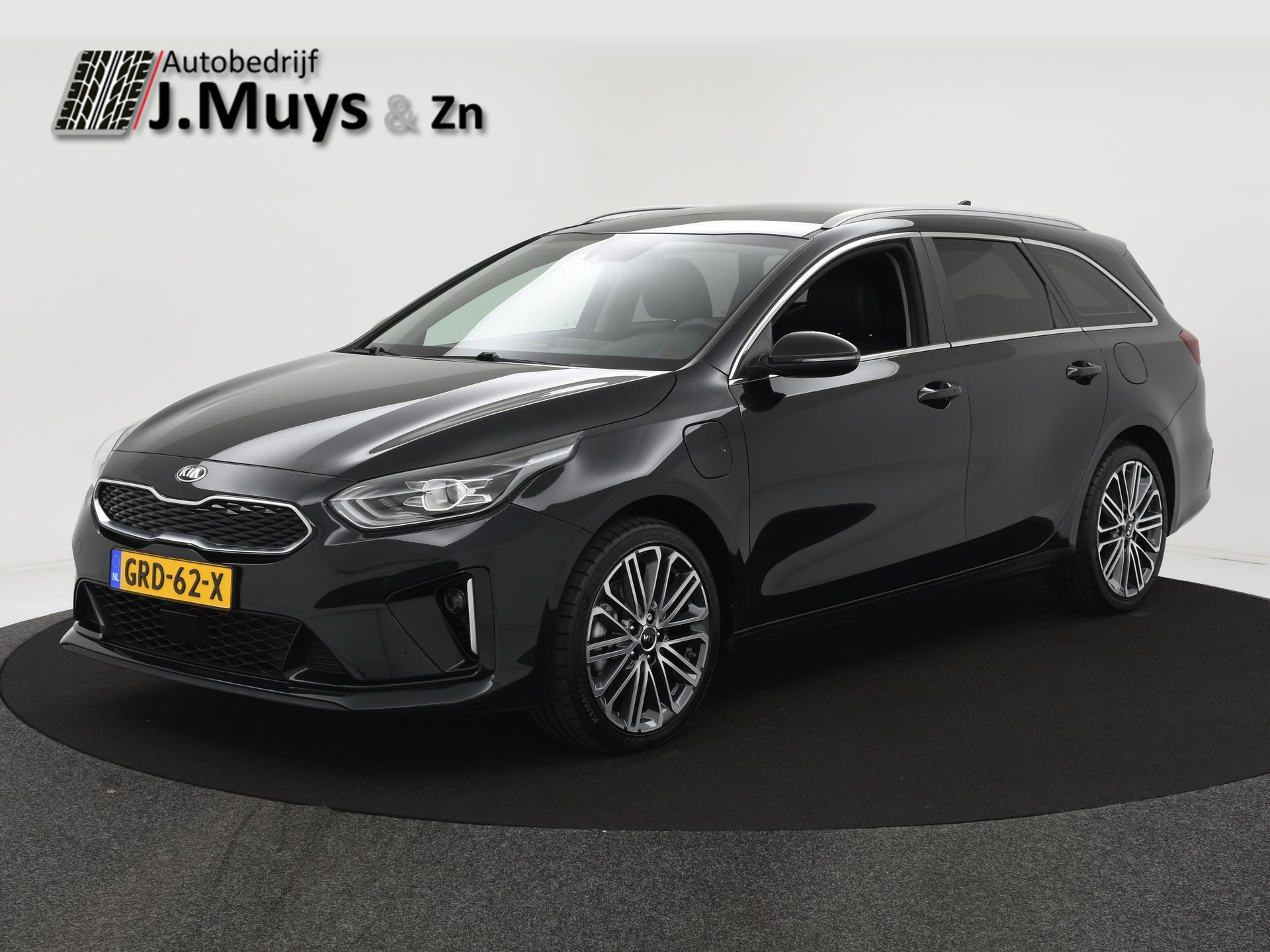 Kia Ceed Sportswagon 1.6 GDI 140pk PHEV DynamicPlusline NAVI|MEMORYSTOEL|ACC|BLIS|LED|WINTERPACK|ELEK.ACHTERKLEP|CAMERA