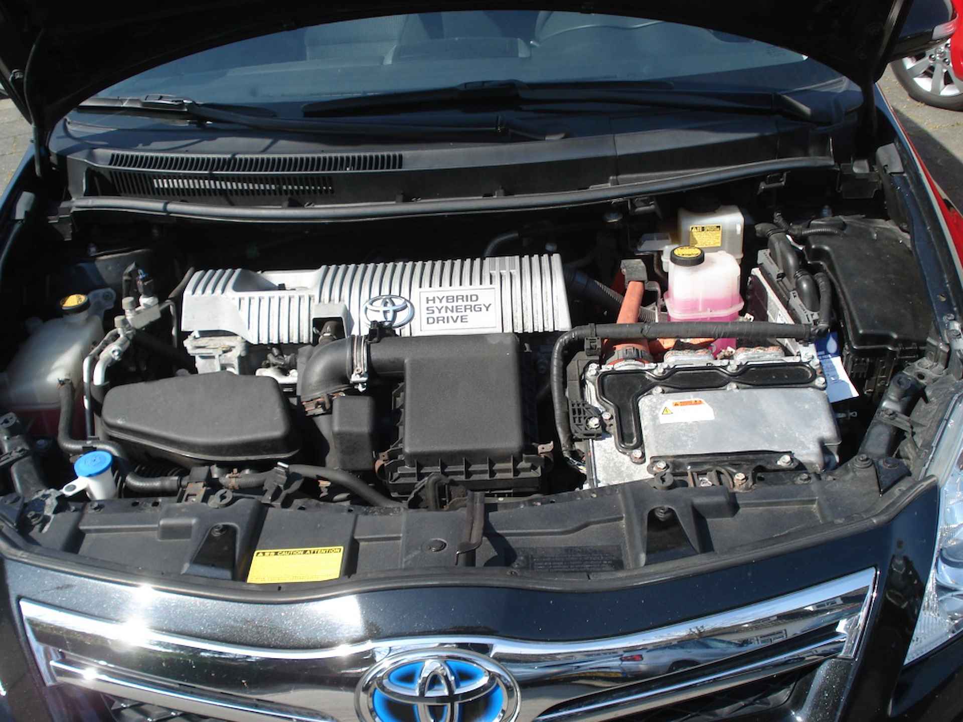 Toyota Auris 1.8 Full Hybrid Executive 5drs - 6/29