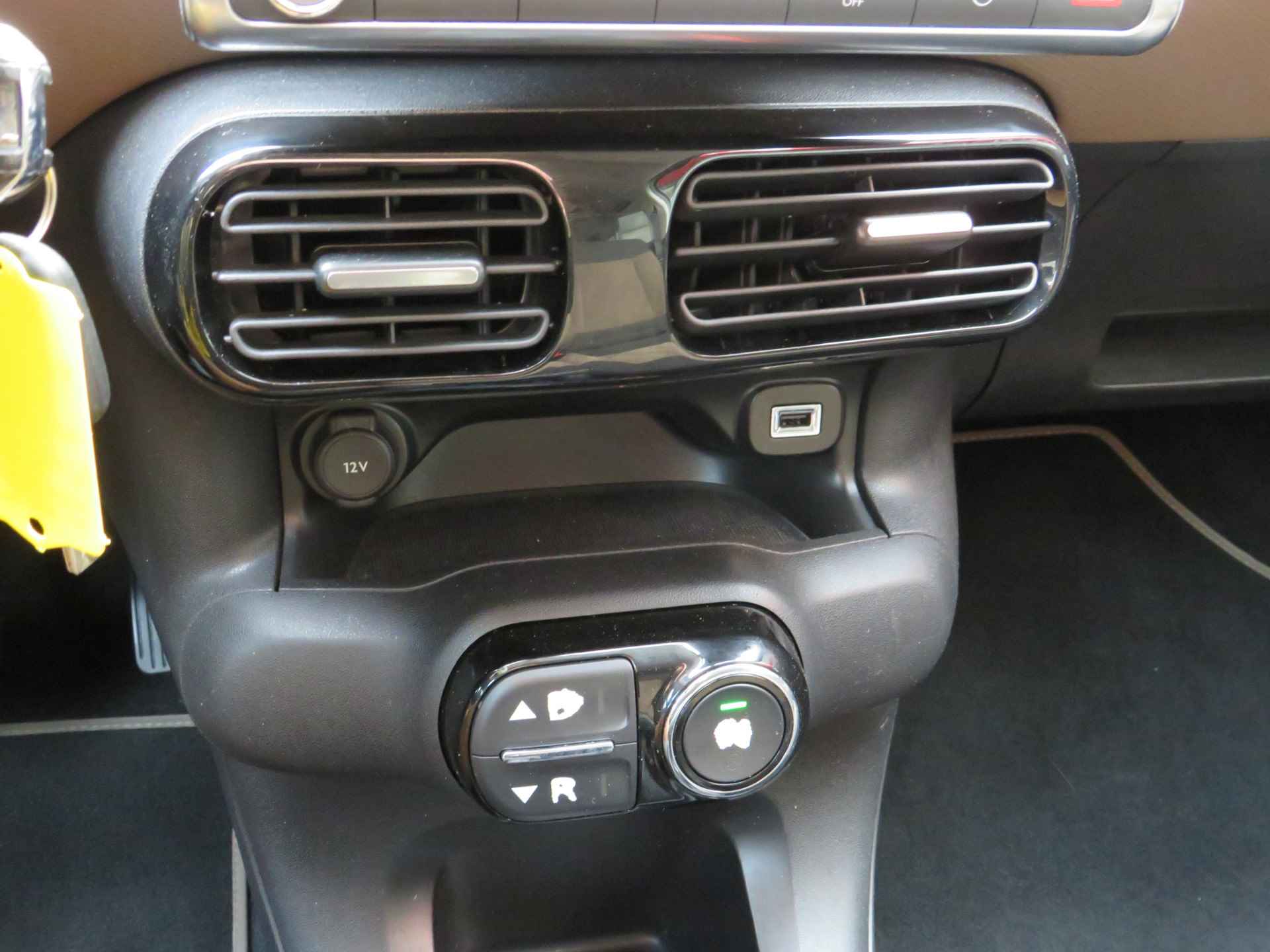 Citroën C4 Cactus 1.2 e-VTi Shine | Clima-Airco | Navigatie | Cruise Control | Inc. garantie - 27/34