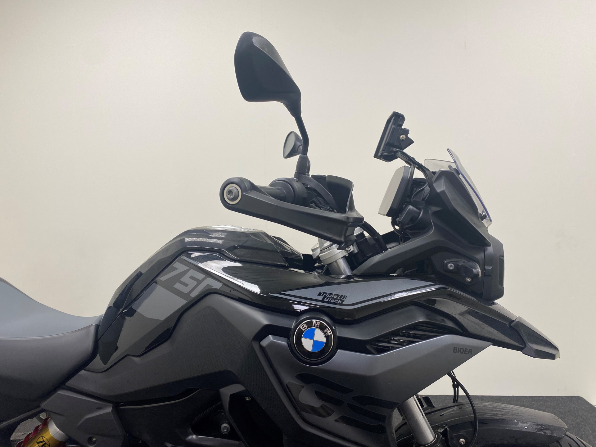 BMW F 750 GS Triple Black Full Option Top Koffer