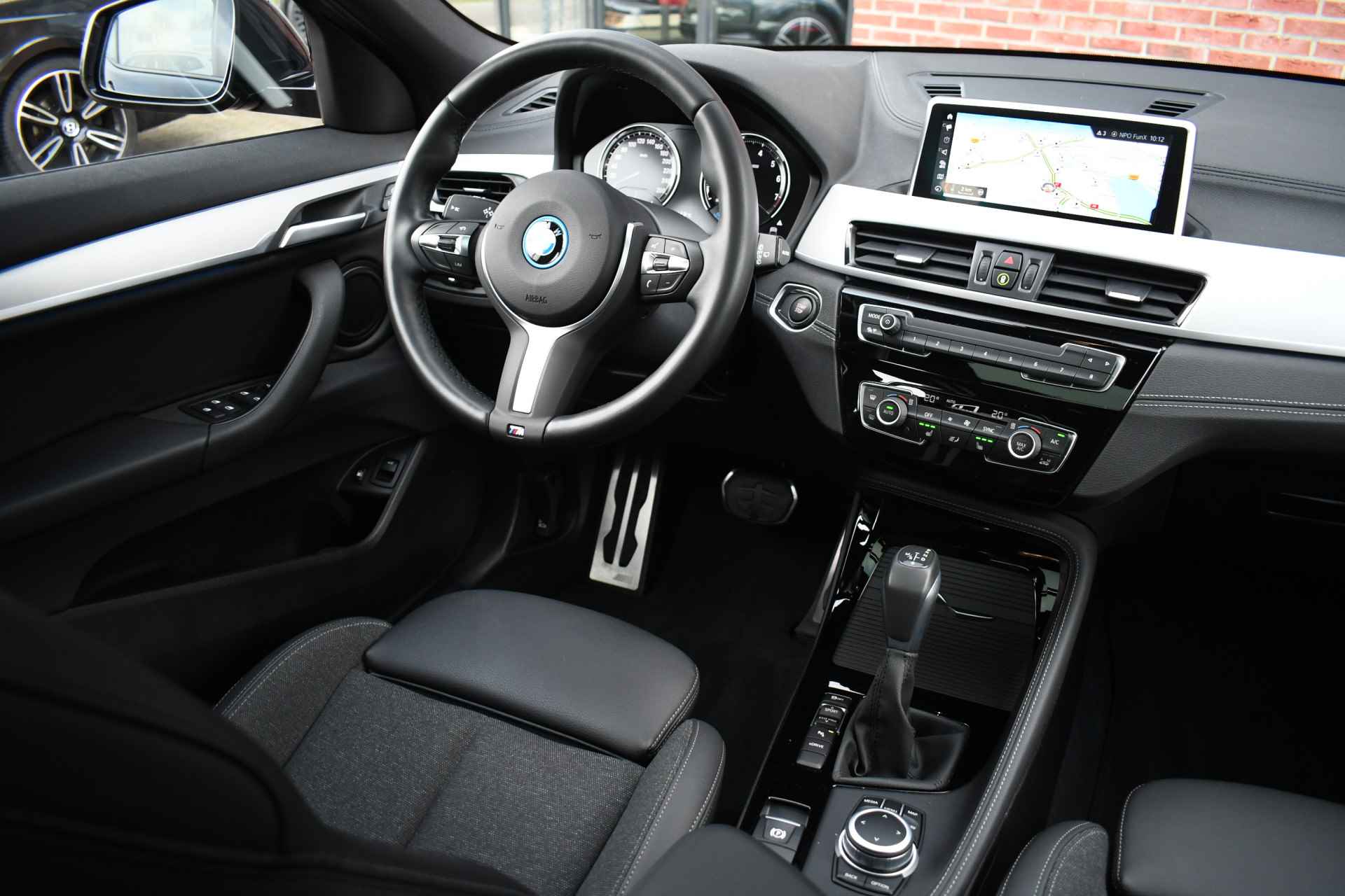 BMW X2 xDrive25e M-Sport 9301km! Pano Adp-LED el-klep stoelverw - 3/80