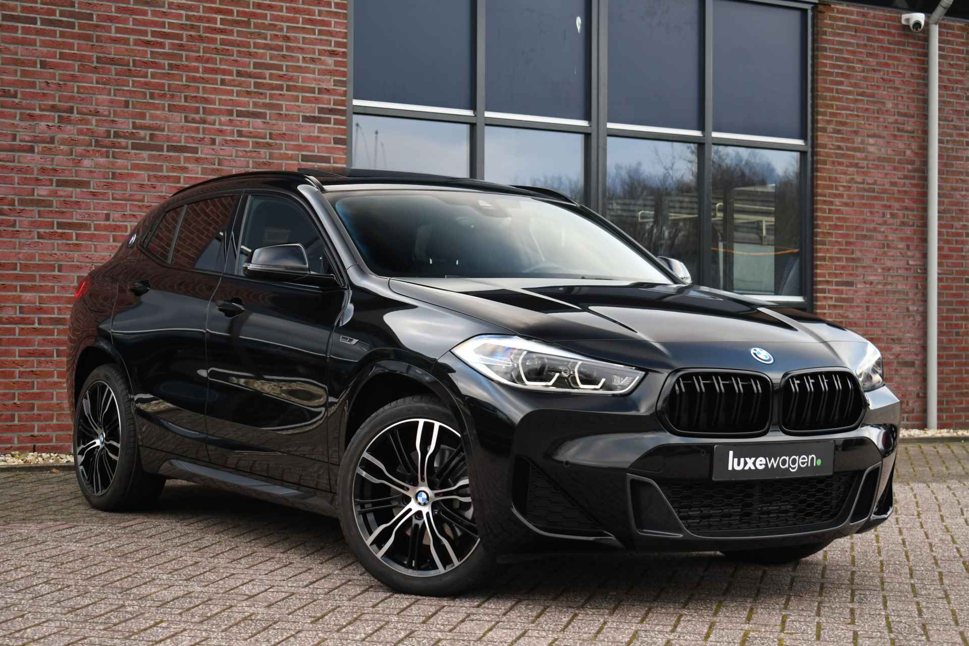 BMW X2 xDrive25e M-Sport 9301km! Pano Adp-LED el-klep stoelverw - 19/80