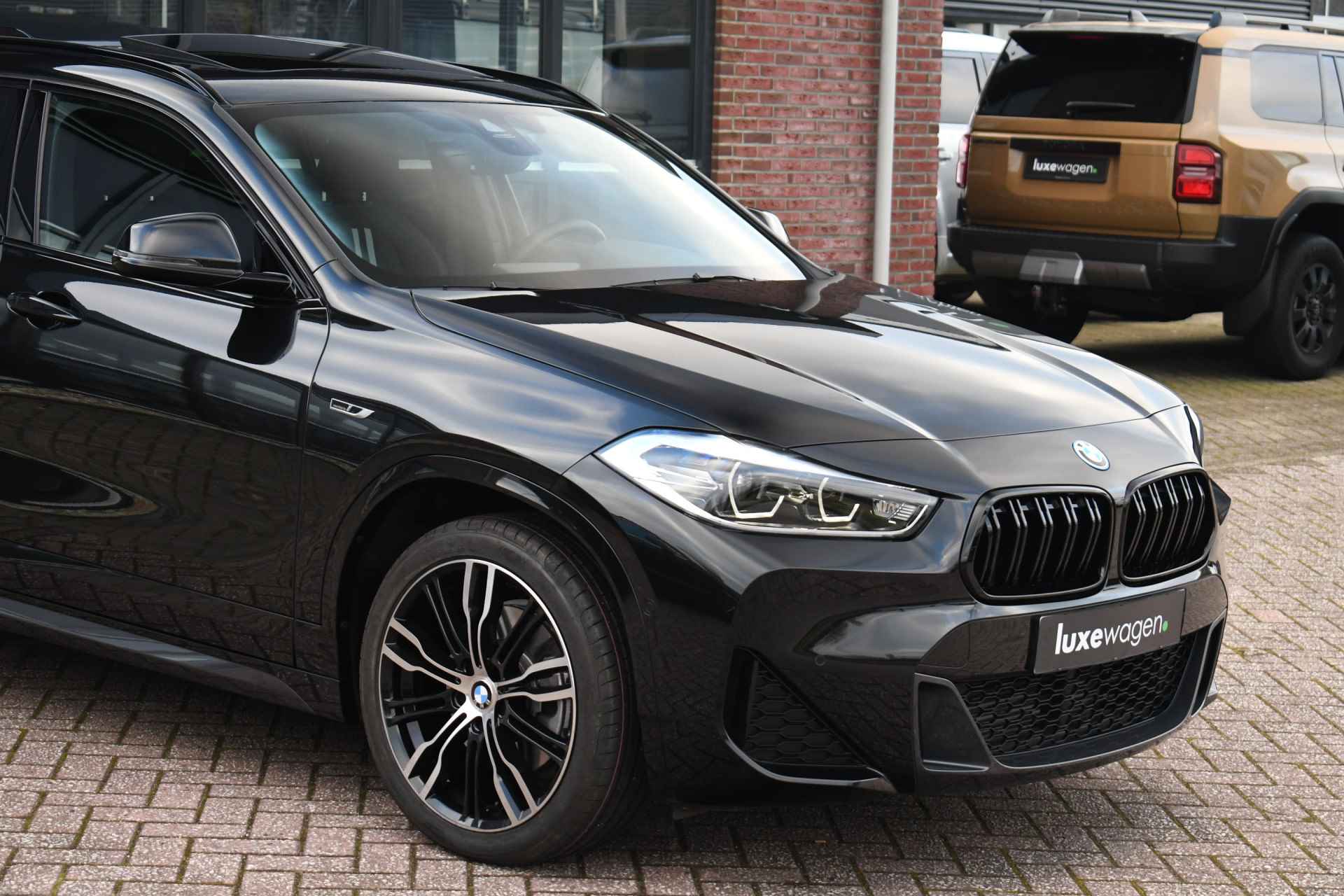 BMW X2 xDrive25e M-Sport 9301km! Pano Adp-LED el-klep stoelverw - 54/80