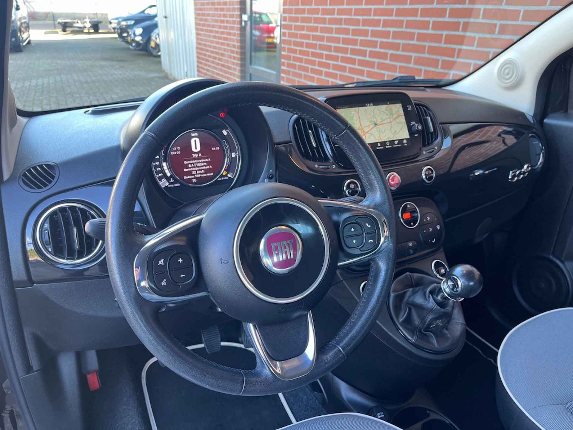 FIAT 500c 1.2 LOUNGE / CARPLAY / NAVI / CLIMA / CRUISE / PDC - 9/27