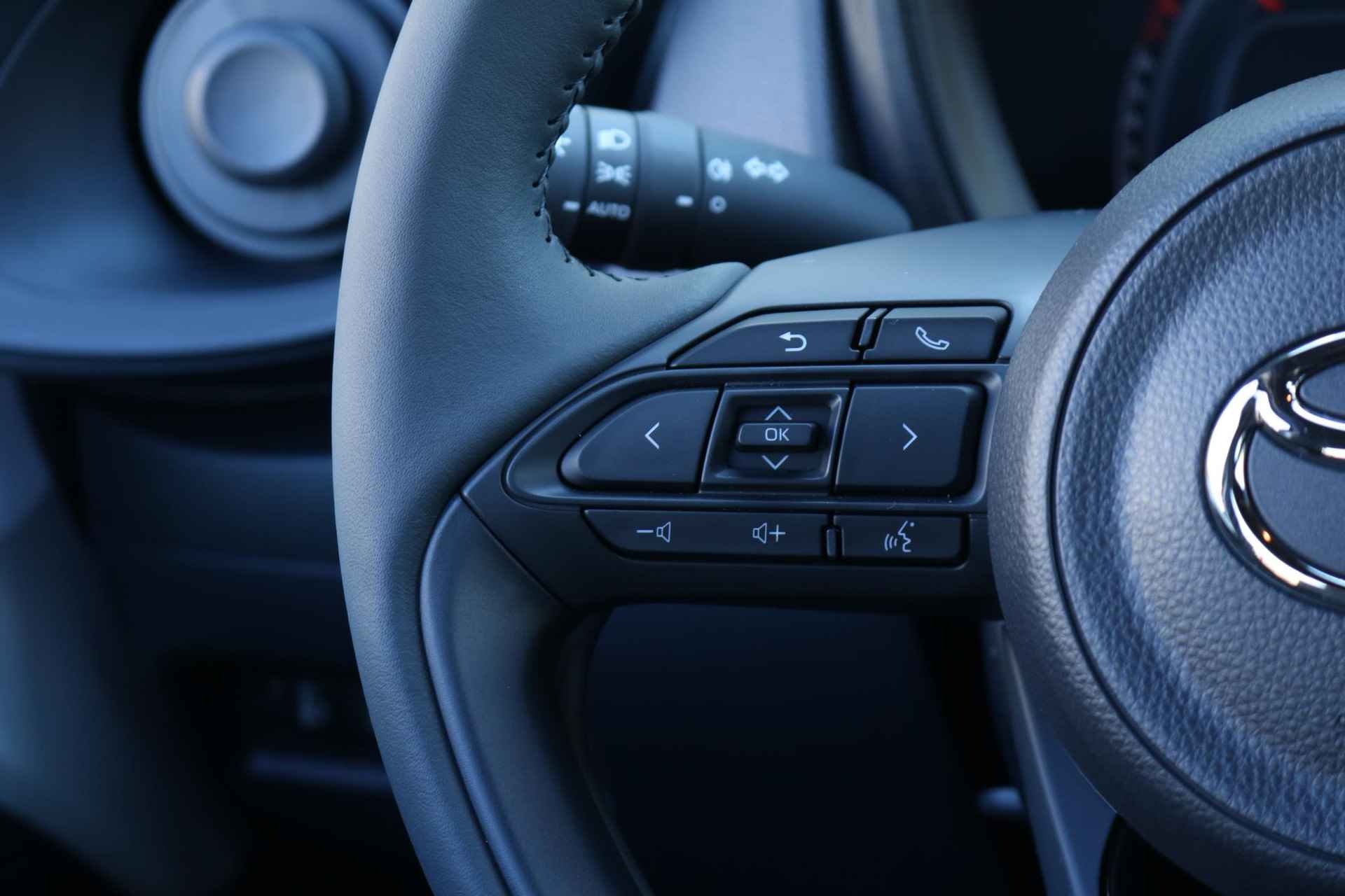 Toyota Aygo X 1.0 VVT-i MT play,  NIEUW, SNEL LEVERBAAR! - 11/24
