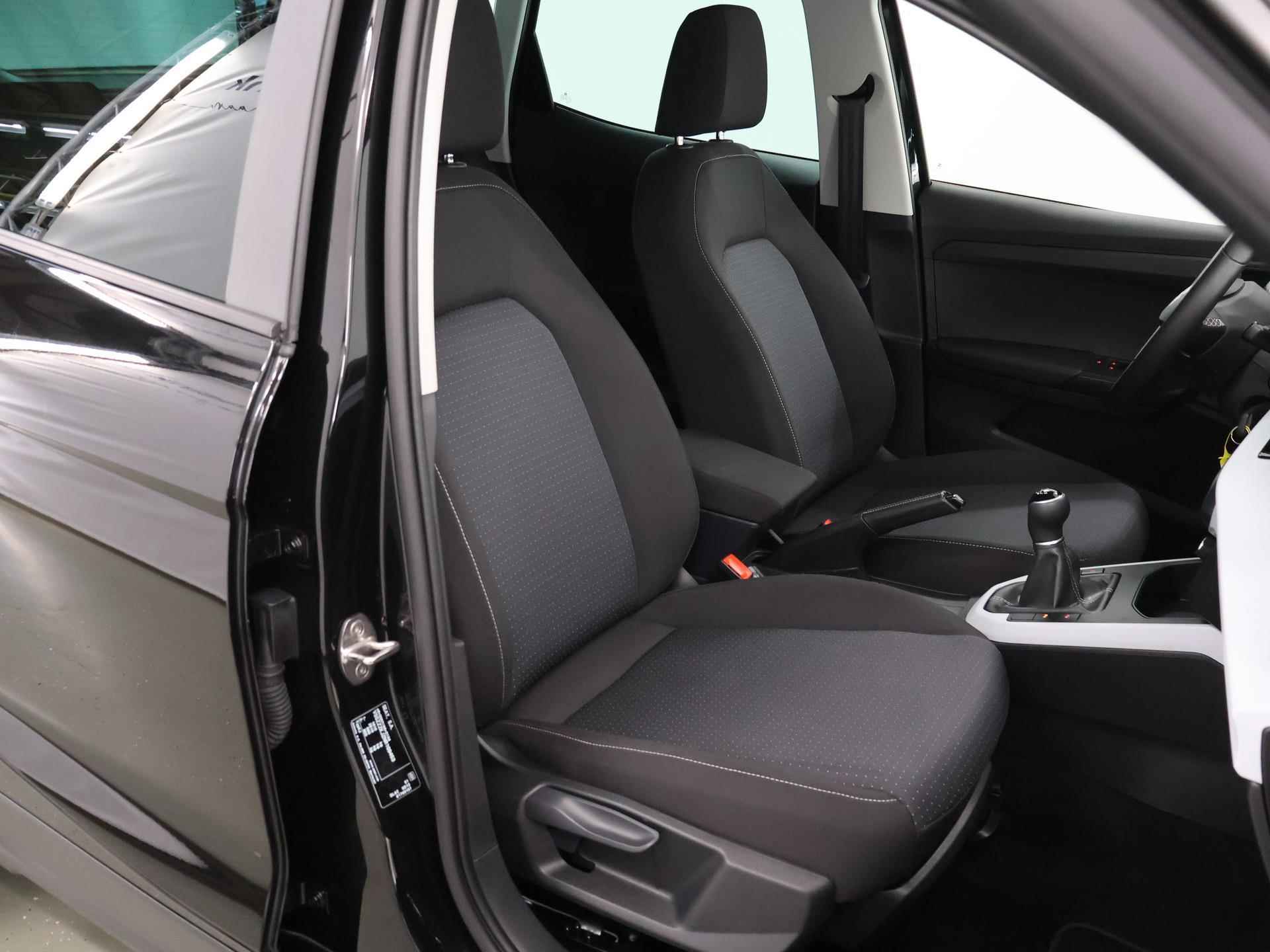SEAT Arona 1.0 TSI Style | Navigatie | Camera | ClimateControle | Stoelverwarming | PrivacyGlass | Apple Carplay | CruiseControl | PDC | - 11/41