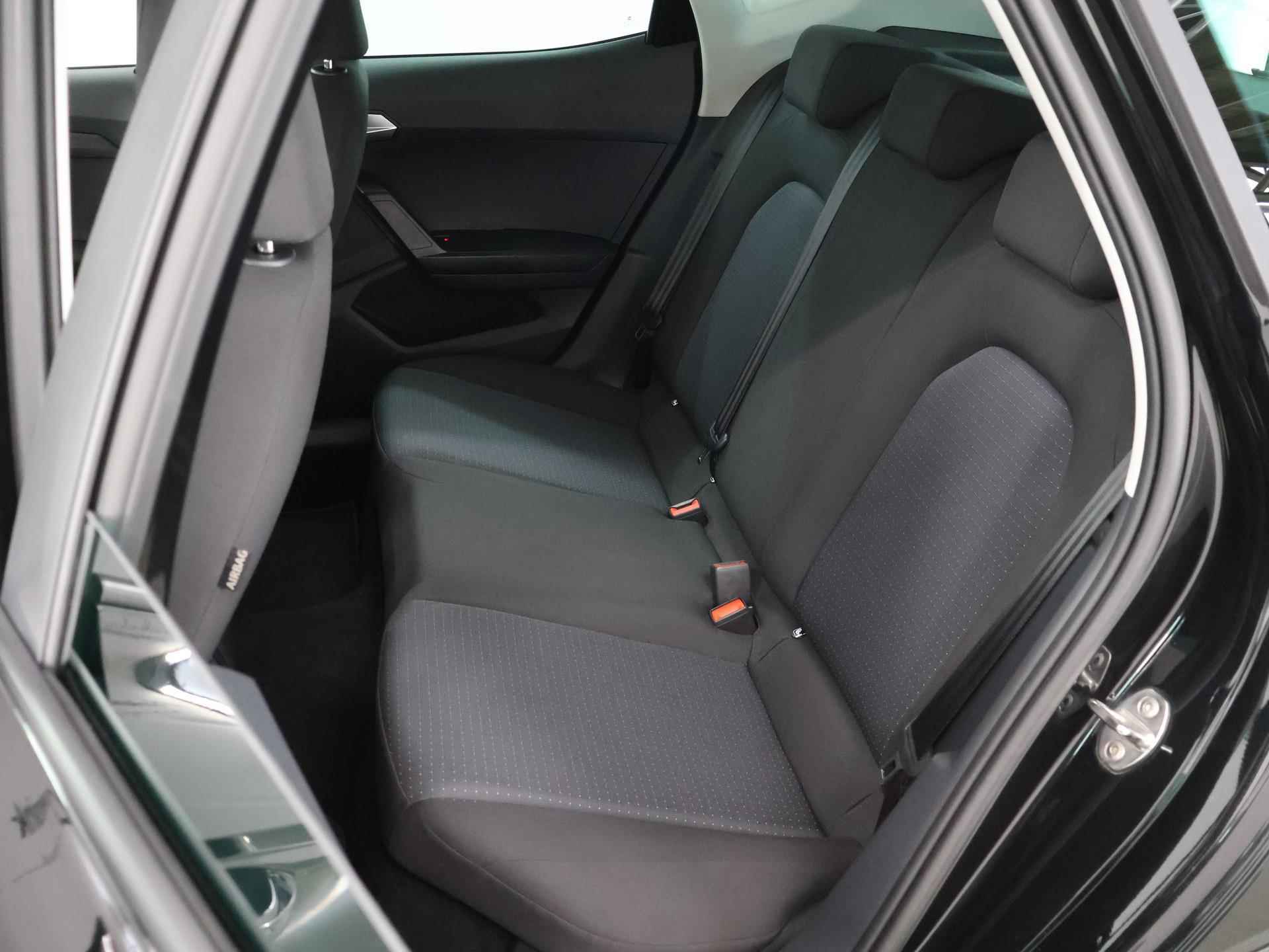 SEAT Arona 1.0 TSI Style | Navigatie | Camera | ClimateControle | Stoelverwarming | PrivacyGlass | Apple Carplay | CruiseControl | PDC | - 12/41