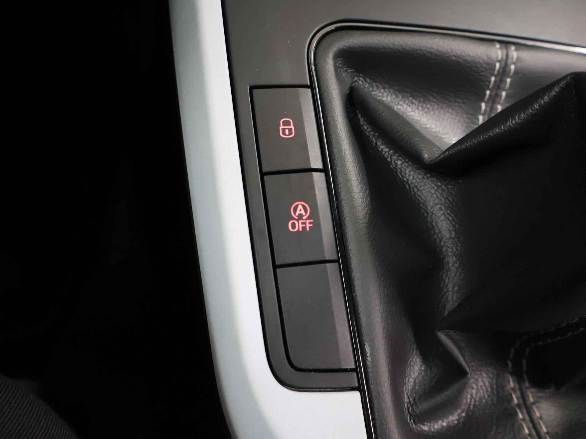 SEAT Arona 1.0 TSI Style | Navigatie | Camera | ClimateControle | Stoelverwarming | PrivacyGlass | Apple Carplay | CruiseControl | PDC | - 28/41