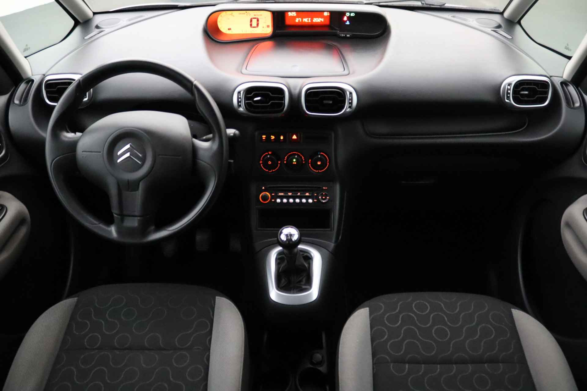 Citroën C3 Picasso 1.4 VTi Exclusive | Parkeersensoren | Trekhaak | Cruise control | Airco | Bluetooth - 2/29