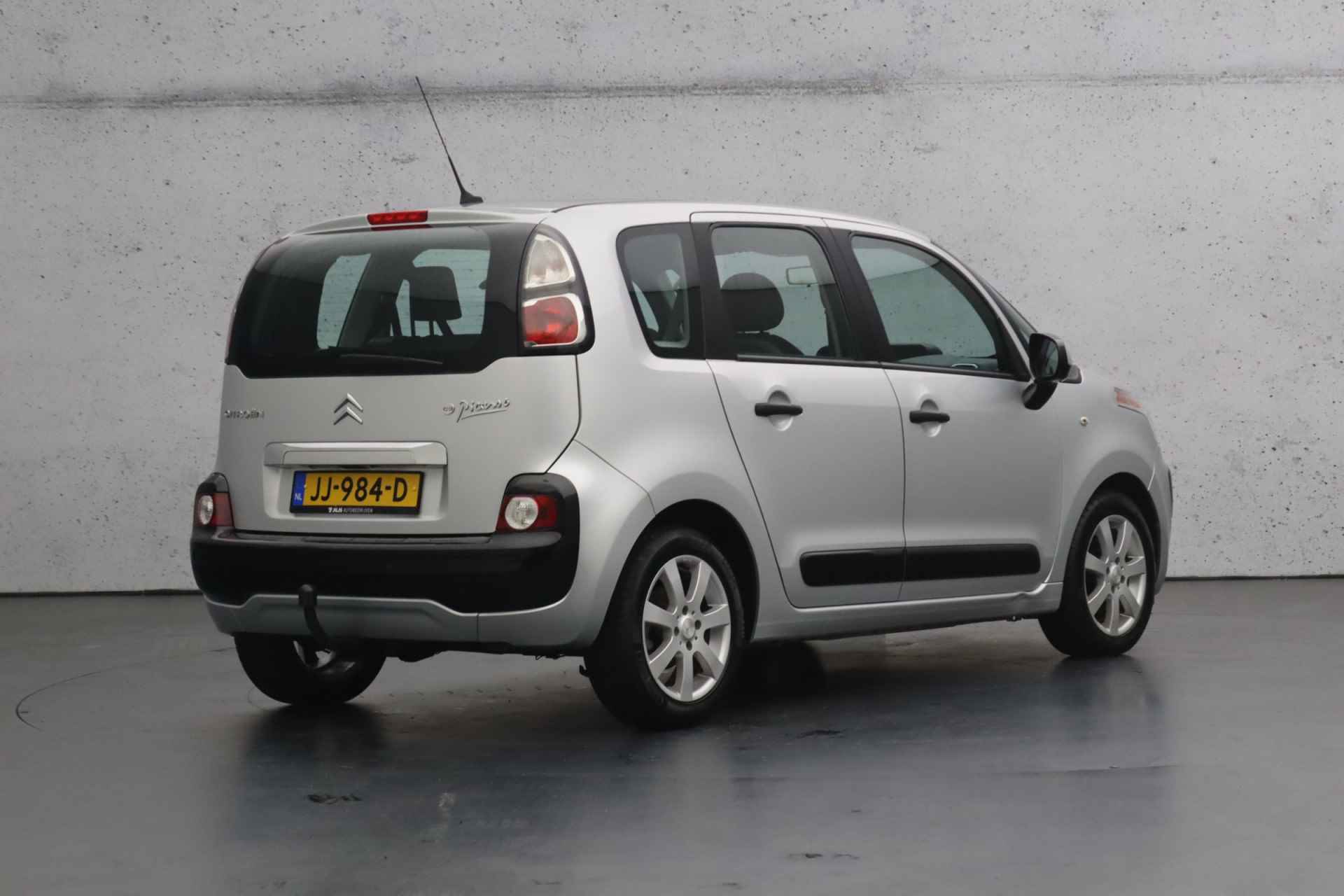 Citroën C3 Picasso 1.4 VTi Exclusive | Parkeersensoren | Trekhaak | Cruise control | Airco | Bluetooth - 23/29