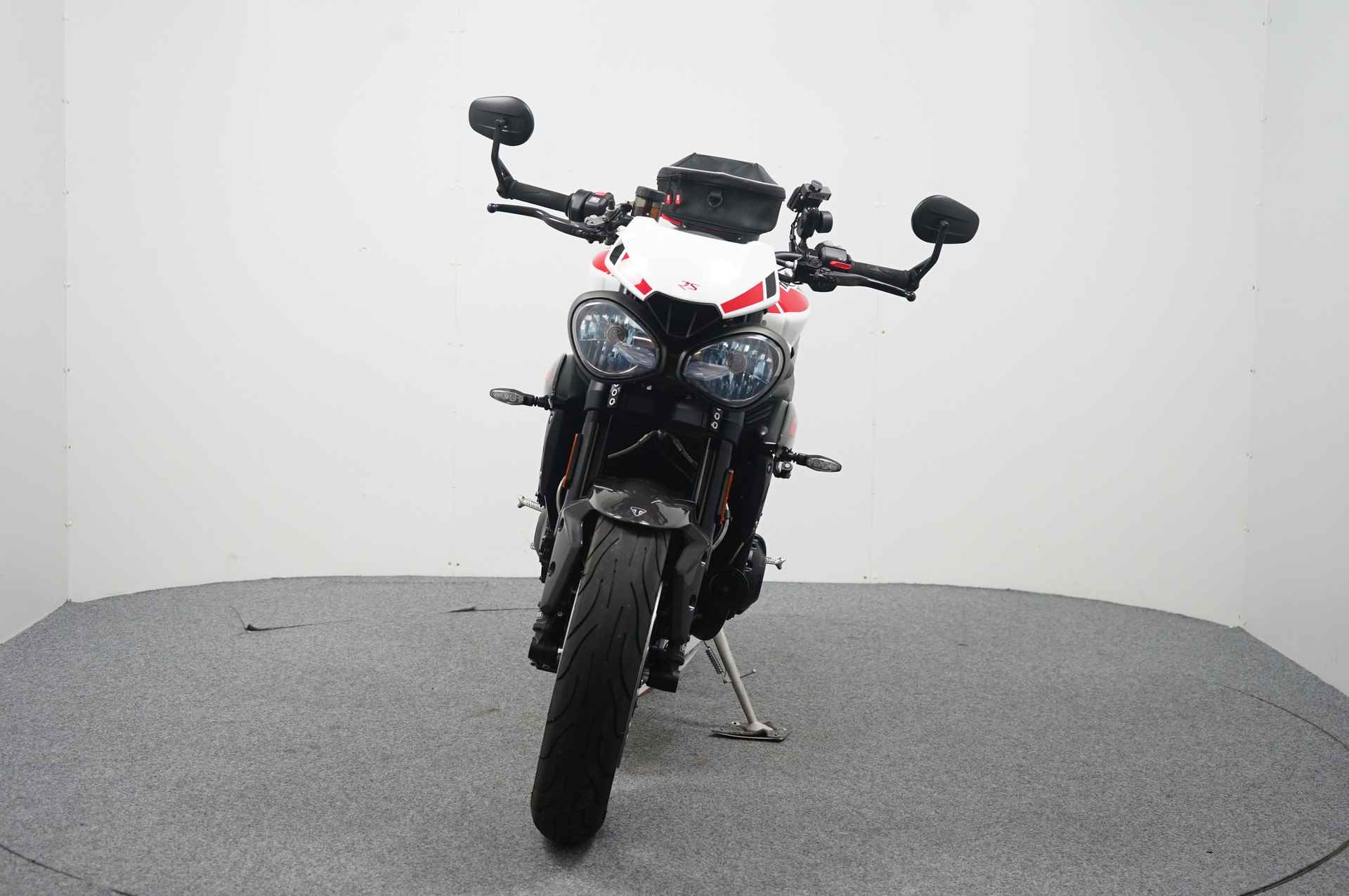 Triumph SPEED TRIPLE RS - 3/27