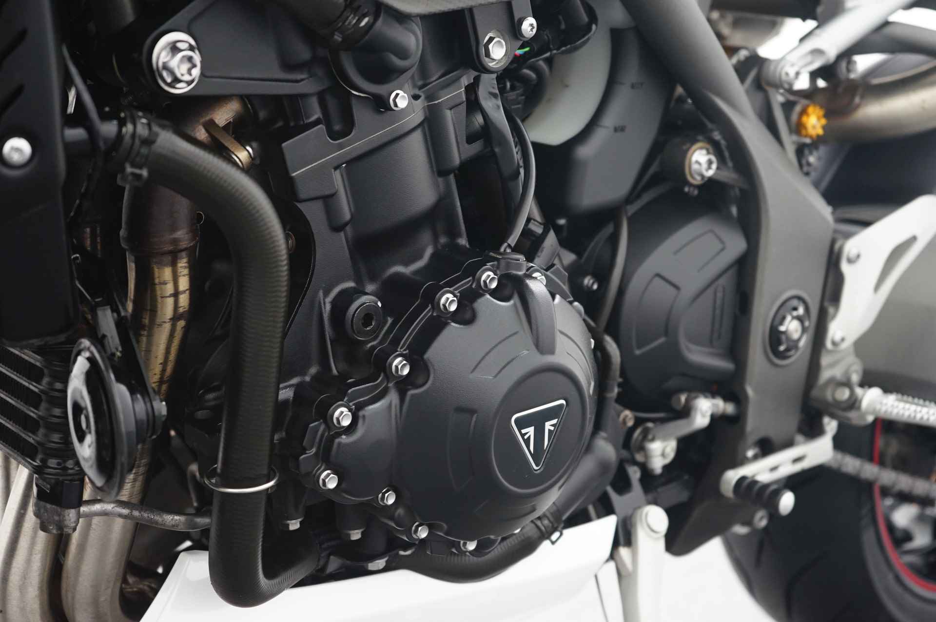 Triumph SPEED TRIPLE RS - 17/27