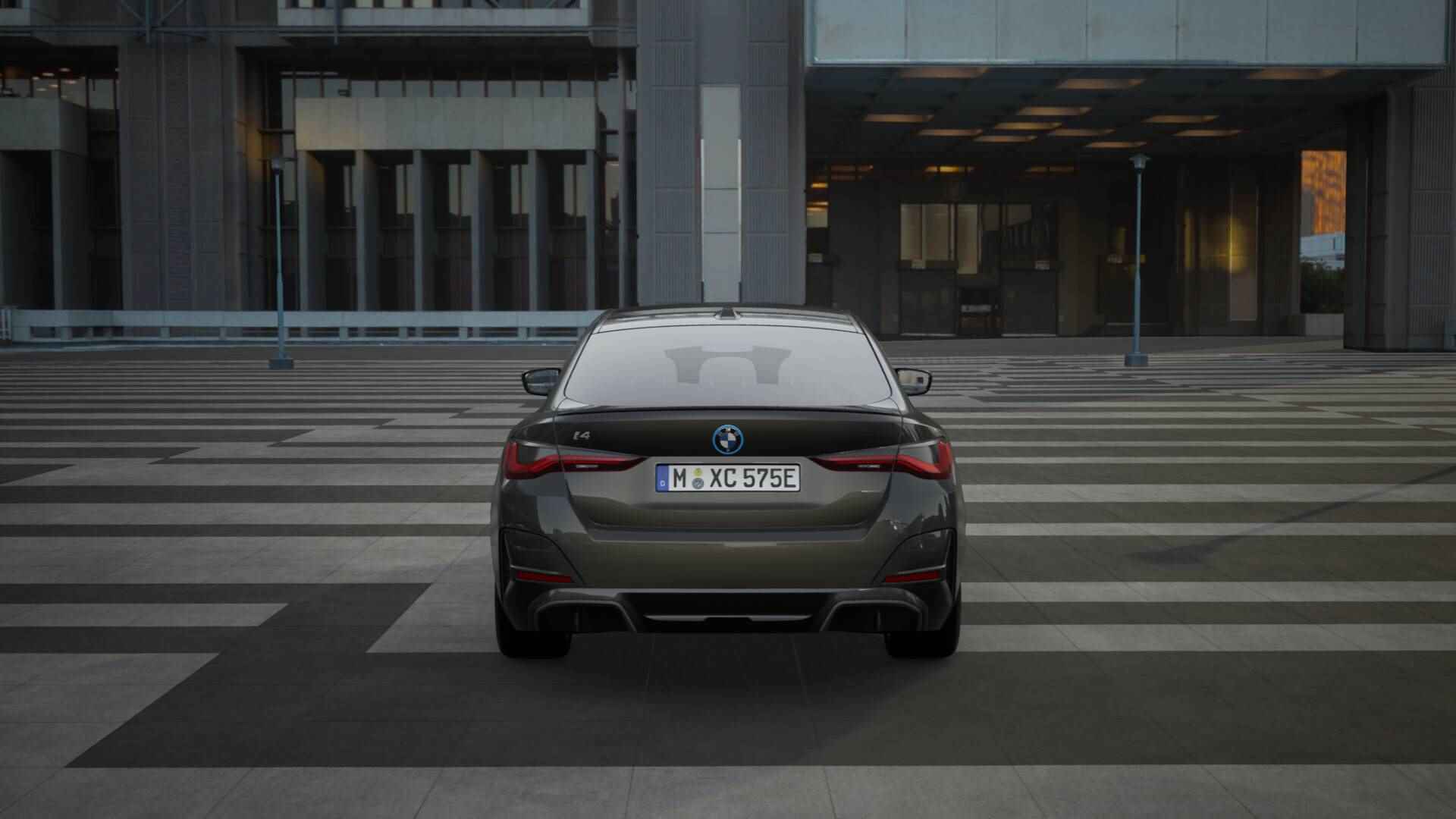 BMW i4 eDrive35 High Executive M Sport 70 kWh / Schuif-kanteldak / Parking Assistant Plus / Driving Assistant Professional / Comfort Access / Harman Kardon - 5/11