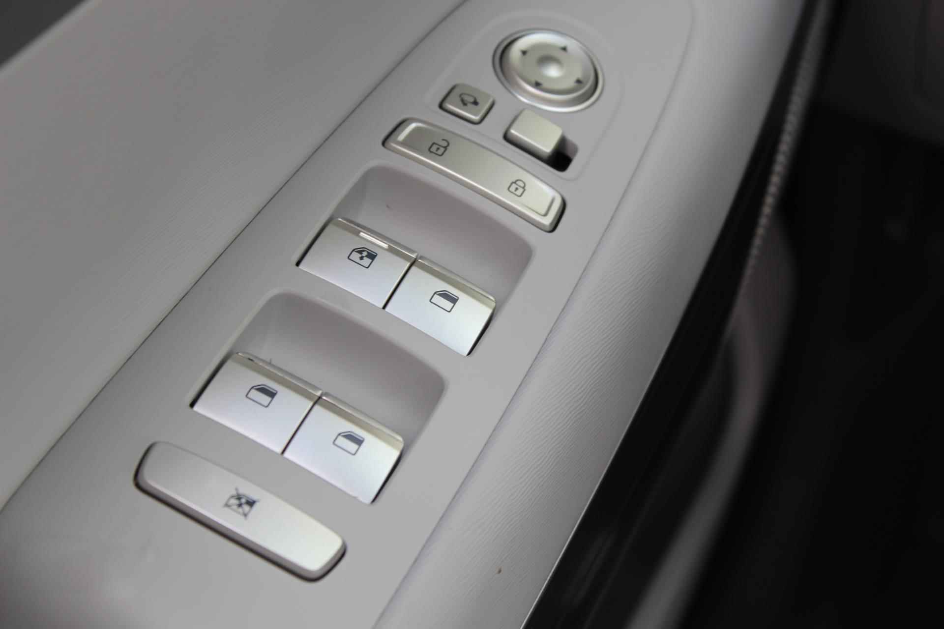 Hyundai NEXO FCEV Plus Pack | Automaat | Climate & Cruise Control | Navi | Schuif & Kanteldak | Stoelverw & Ventilatie | Waterstof | 12% Bijtelling | - 9/55