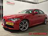 Alfa Romeo Giulia 2.0T 200pk Super Business 147kw Navi / Carplay / Camera / Navi / Winter Pack