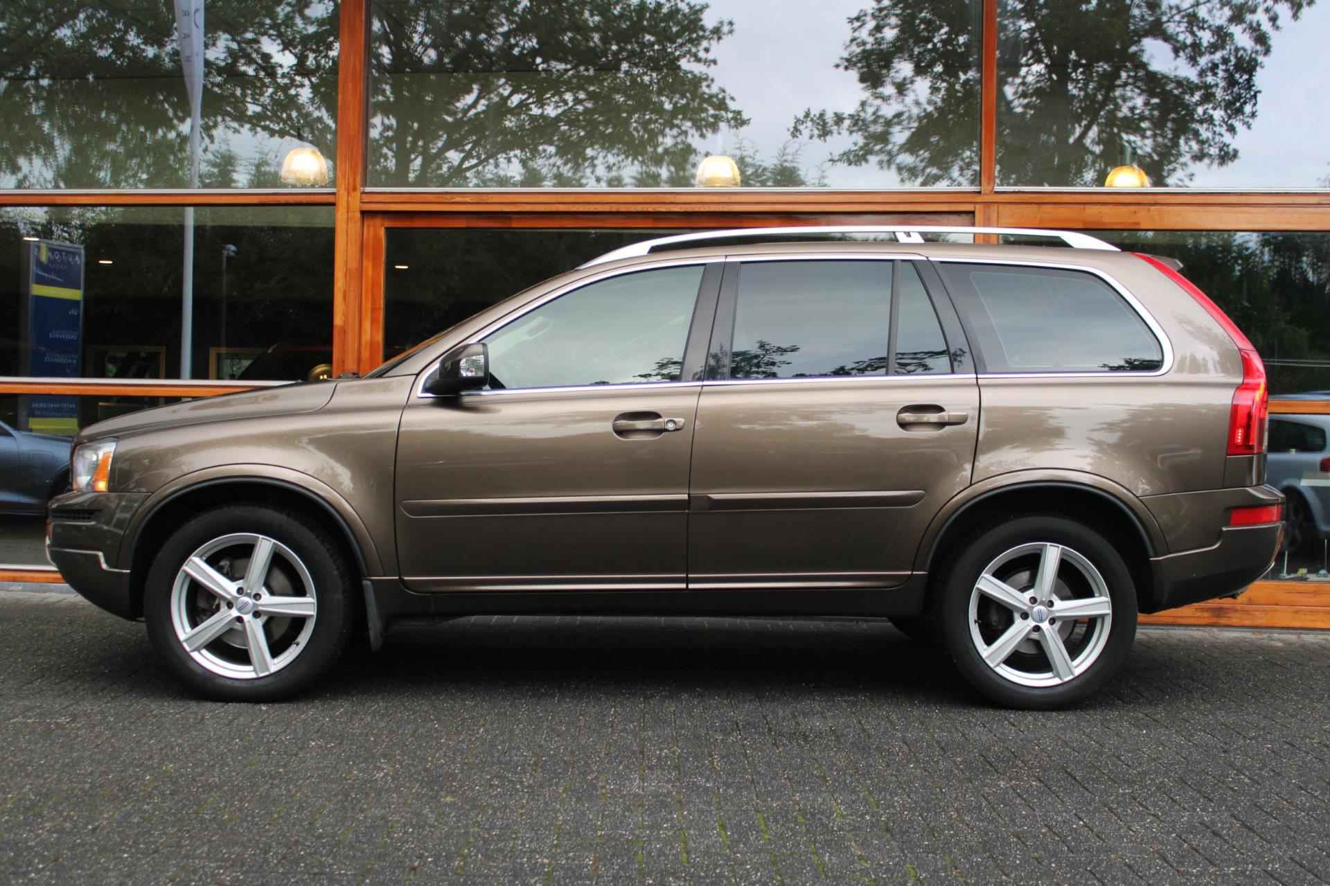 Volvo XC90 2.4 D5 Limited Edition | 5-Cilinder | AWD | Stoelverwarming | 7-personen | Trekhaak 2250kg | - 3/30