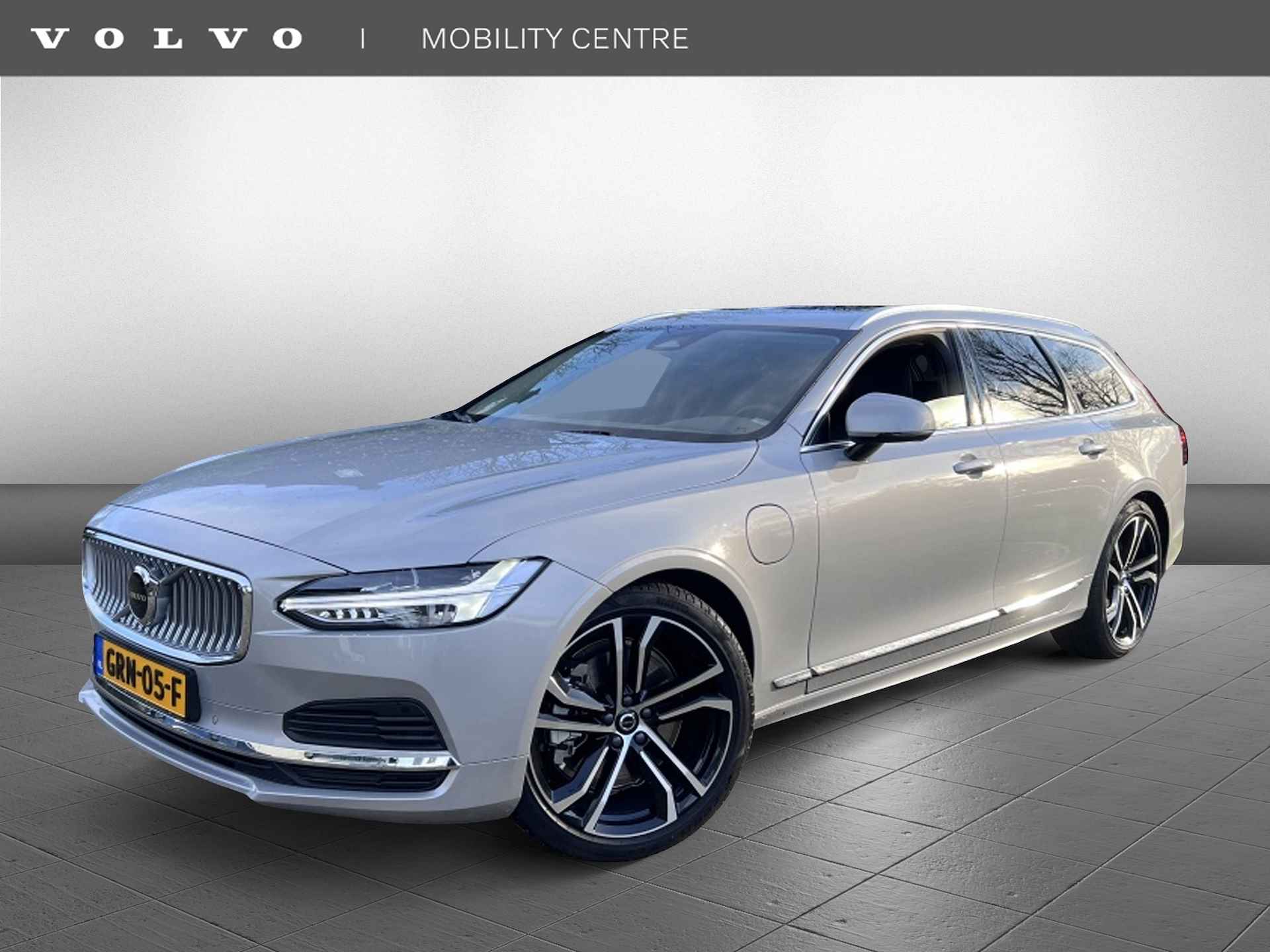 Volvo V90 2.0 T6 AWD + Bright | Schuif-/Kanteldak | Demo deal | 20" LMV