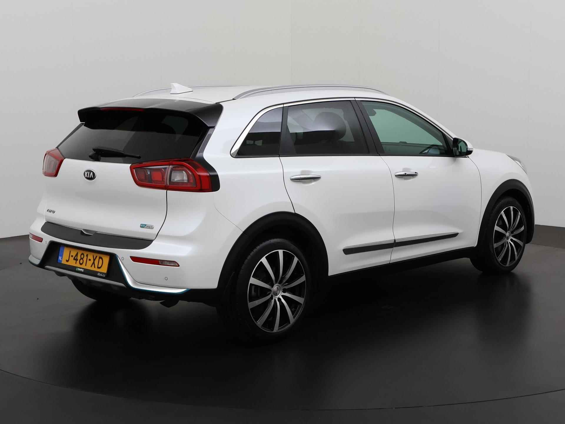 Kia Niro 1.6 GDi PHEV BusinessLine | Panoramadak | Adapt. Cruise | Camera | JBL | Zondag Open! - 4/41