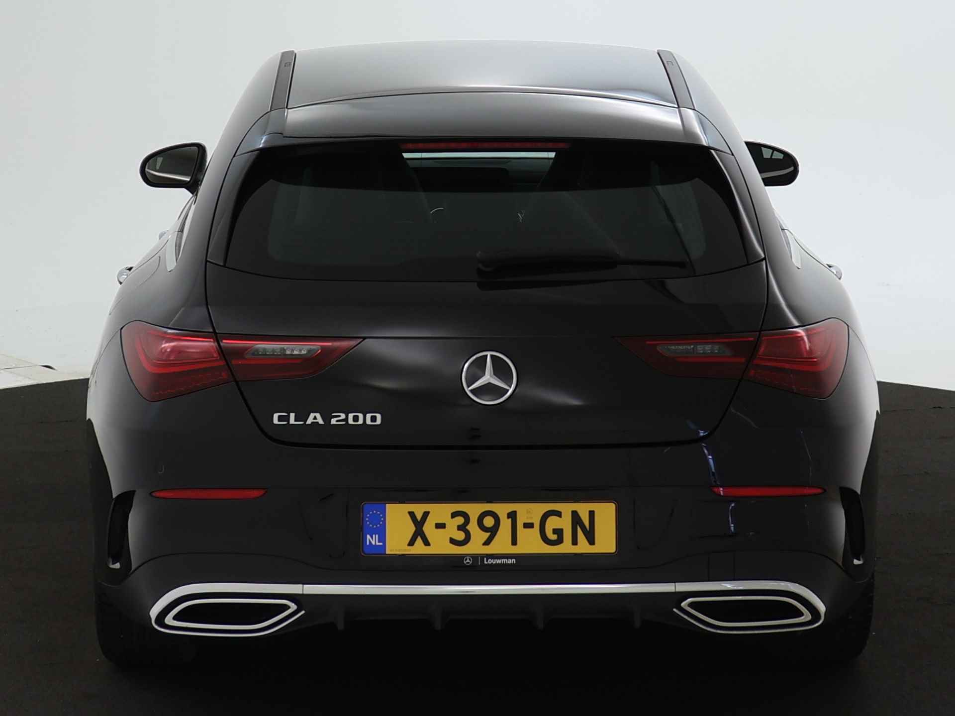 Mercedes-Benz CLA-Klasse Shooting Brake 200 AMG Sportpakket | Keyless Go | Sfeerverlichting | Stoelverwarming | Apple CarPlay | Stoelverwarming | Inclusief 24 maanden MB Certified garantie voor Europa. - 28/45