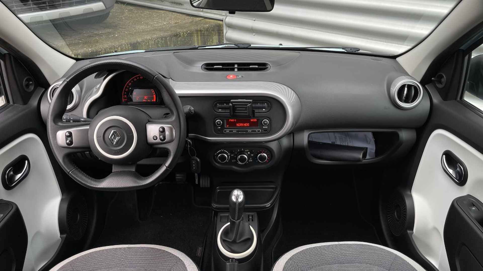 RENAULT Twingo 1.0 SCE Limited Cabrio Airco Handsfree Electr.ramen - 3/28