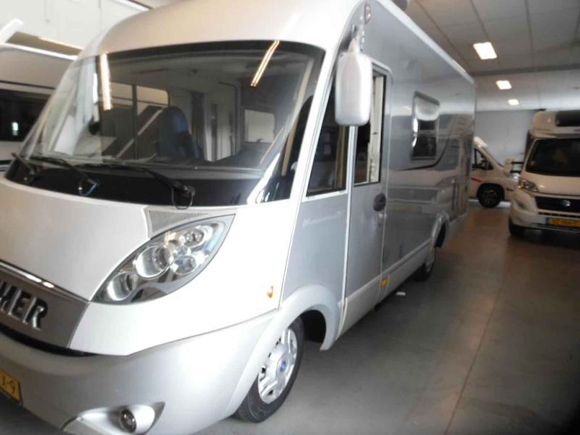 Hymer Mobil 524 SL rijklaar & zo ermee weg - 3/18