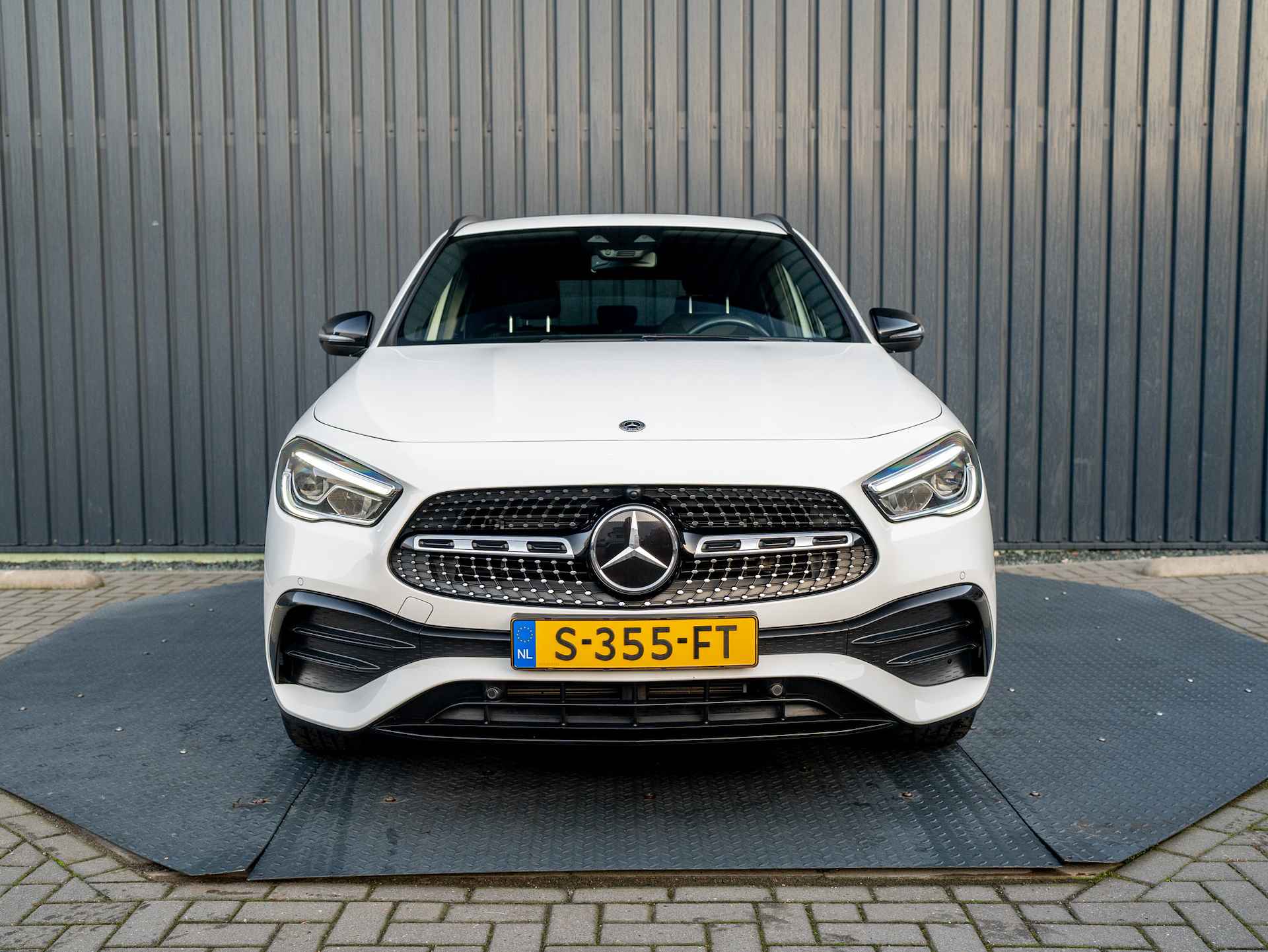 Mercedes-Benz GLA 250e AMG Line | Night pakket | Sfeerverlichting | Camera | Elk A-klep | Prijs Rijklaar!! - 47/53