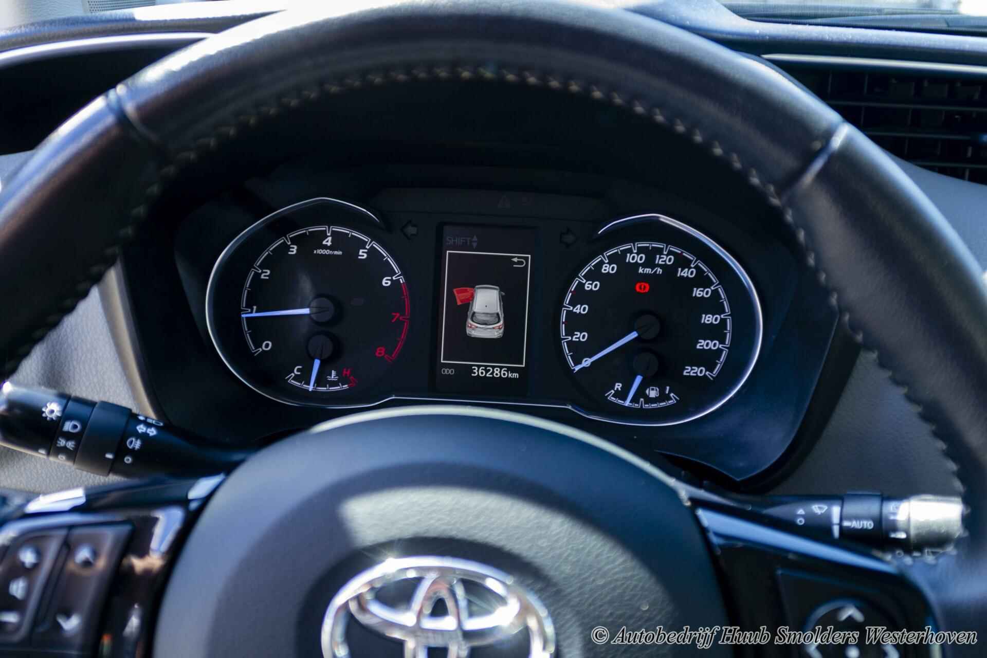 Toyota Yaris 1.0 VVT-i Aspiration met navigatie - 27/53