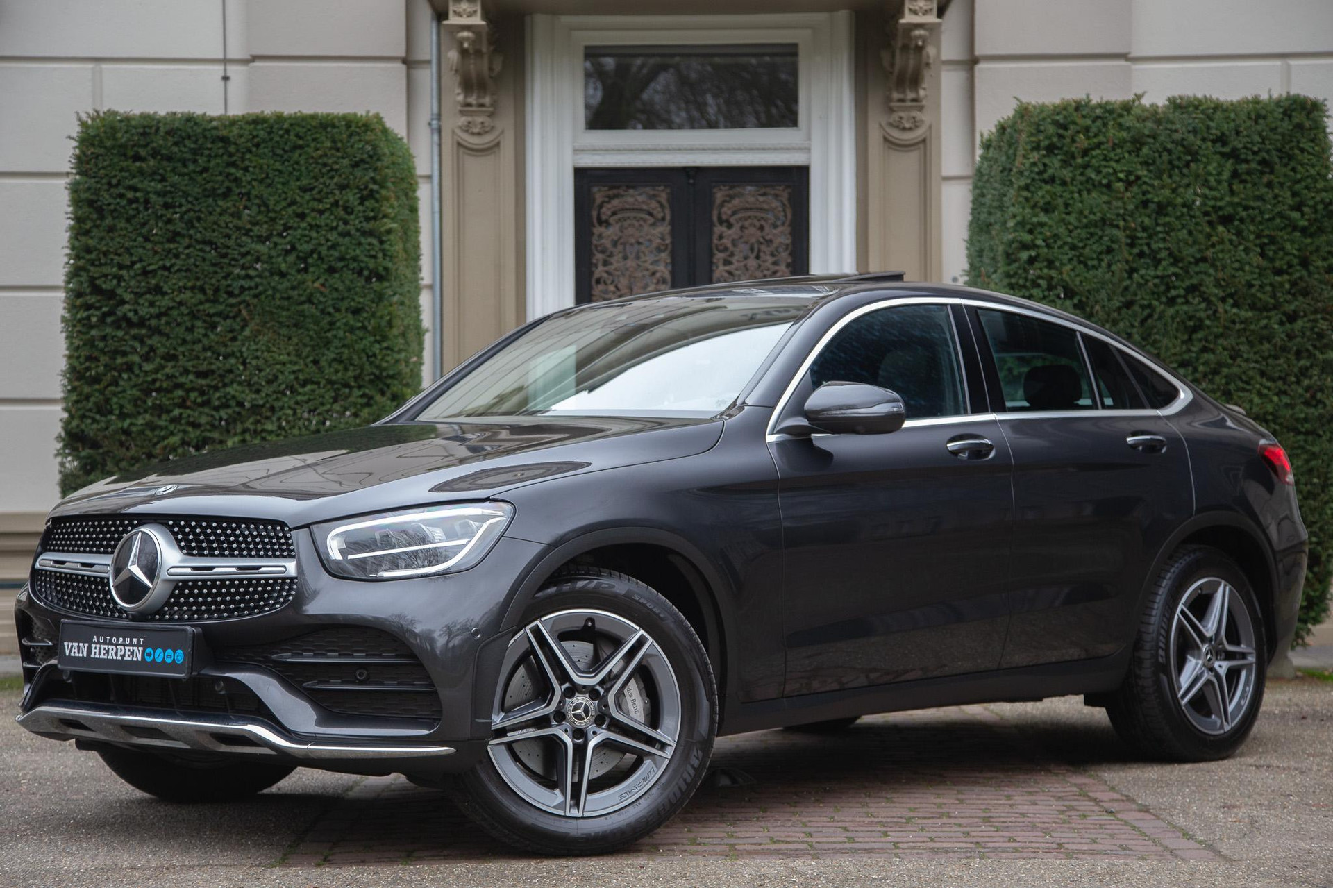 Mercedes-Benz GLC-klasse Coupé 300 4MATIC AMG Pano | 360 Cam | ACC | HUD | Dodehoeksens