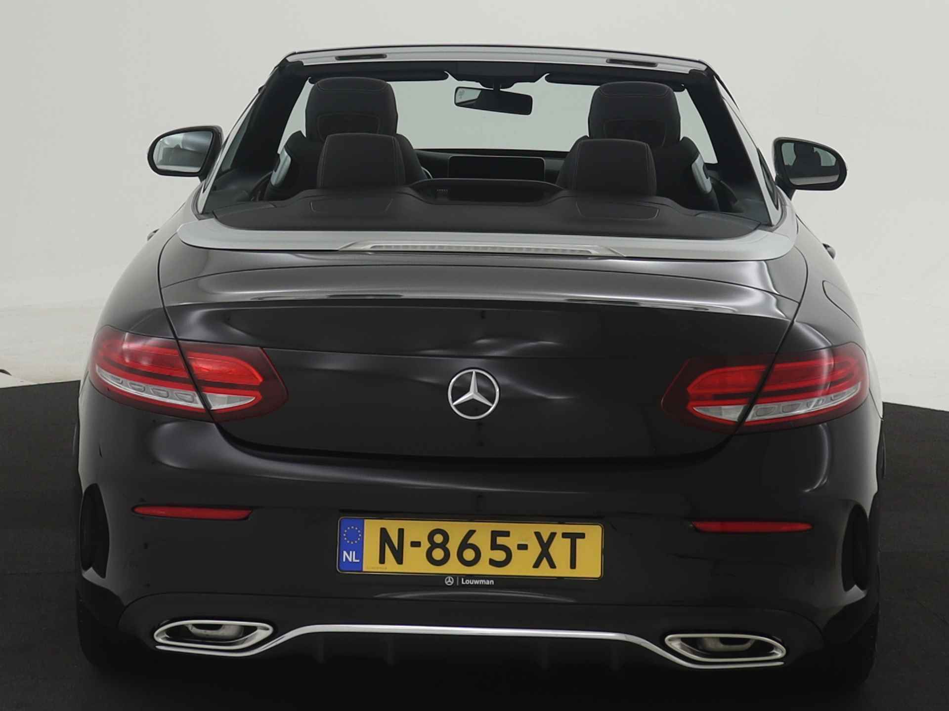Mercedes-Benz C-Klasse Cabrio 180 AMG Sportpakket | Airscarf | Aircap | Stoelverwarming | LED | Car Play | Navigatie | Parkeerpakket met Camera | Inclusief 24 maanden Mercedes-Benz Certified garantie voor Europa. - 25/41